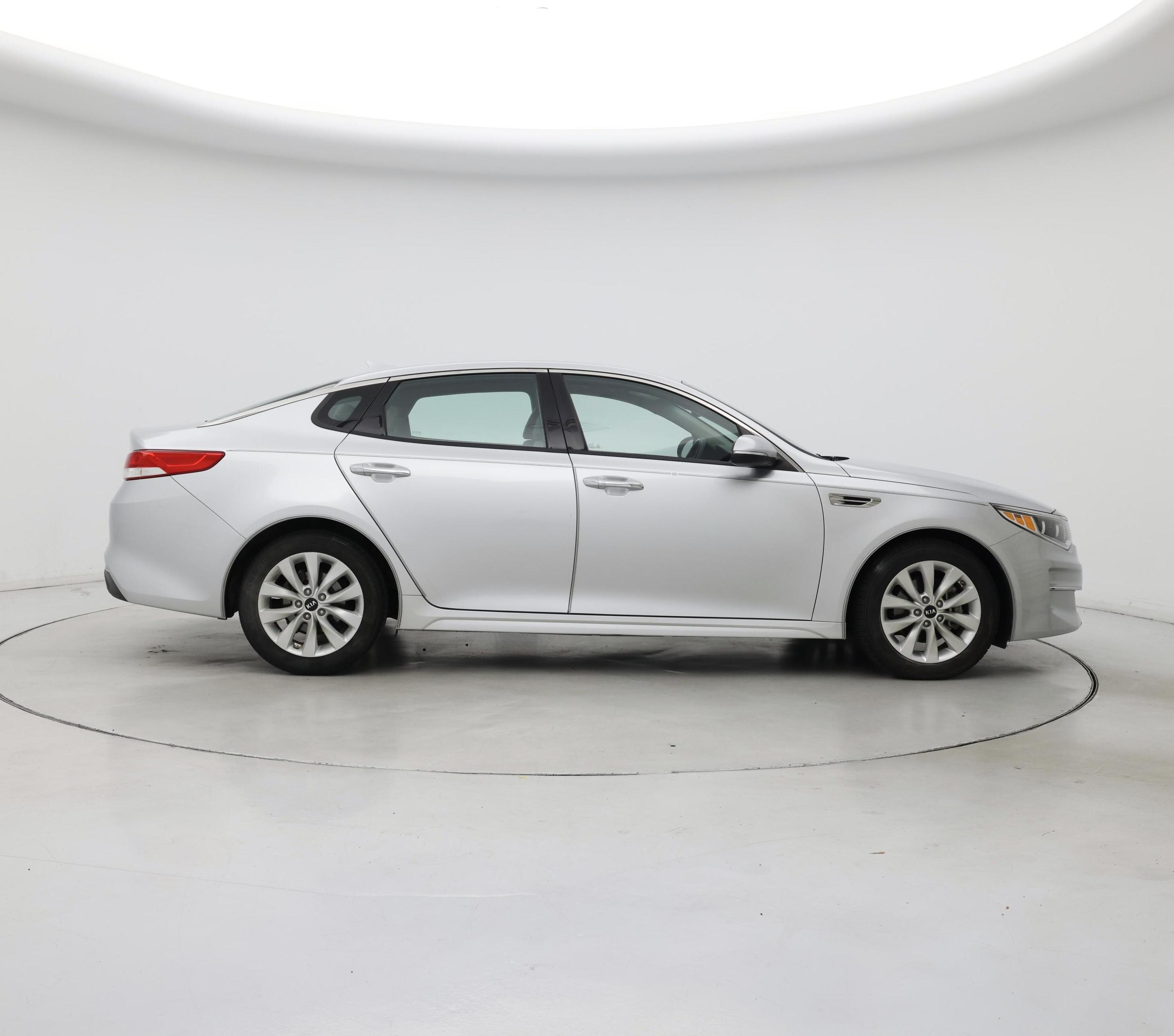 Thumbnail: 2016 Kia Optima - 7