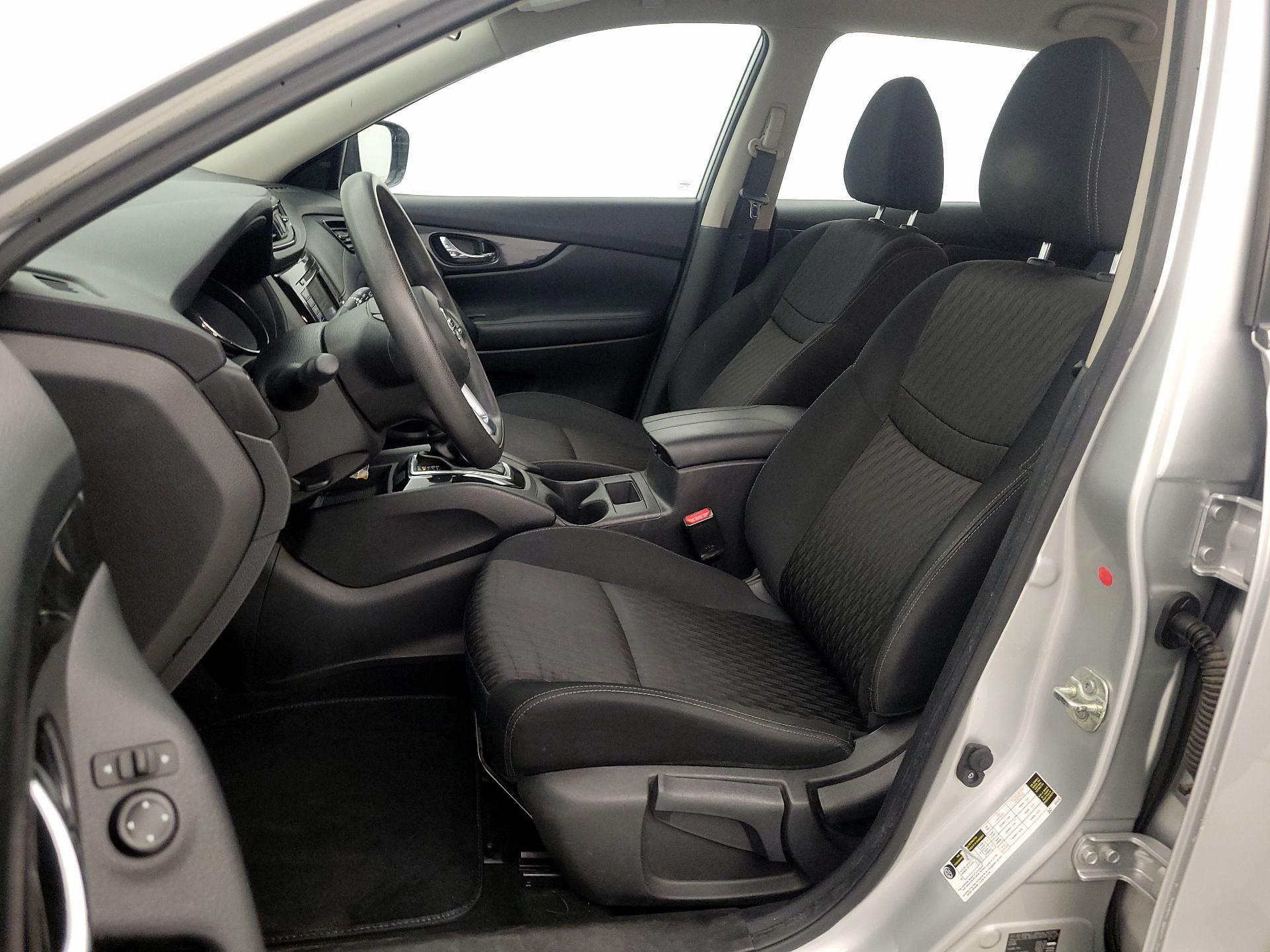 Thumbnail: 2018 Nissan Rogue - 11