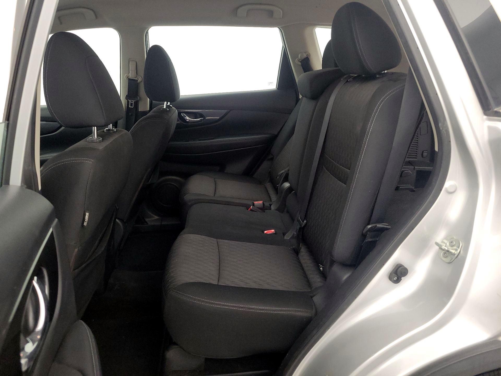 Thumbnail: 2018 Nissan Rogue - 19