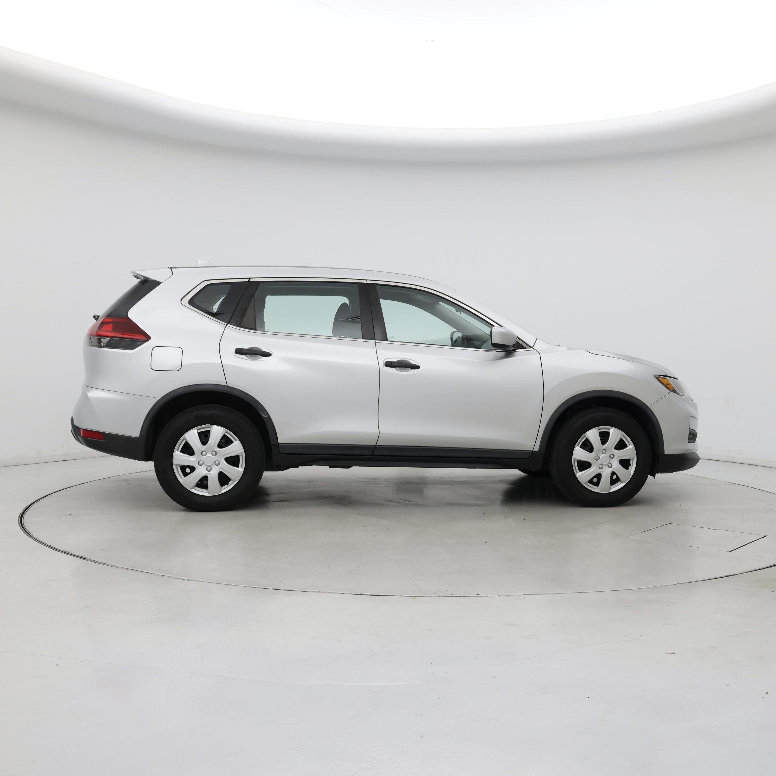 Thumbnail: 2018 Nissan Rogue - 7