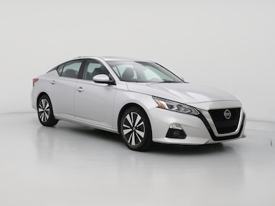 Silver 2019 Nissan Altima SL