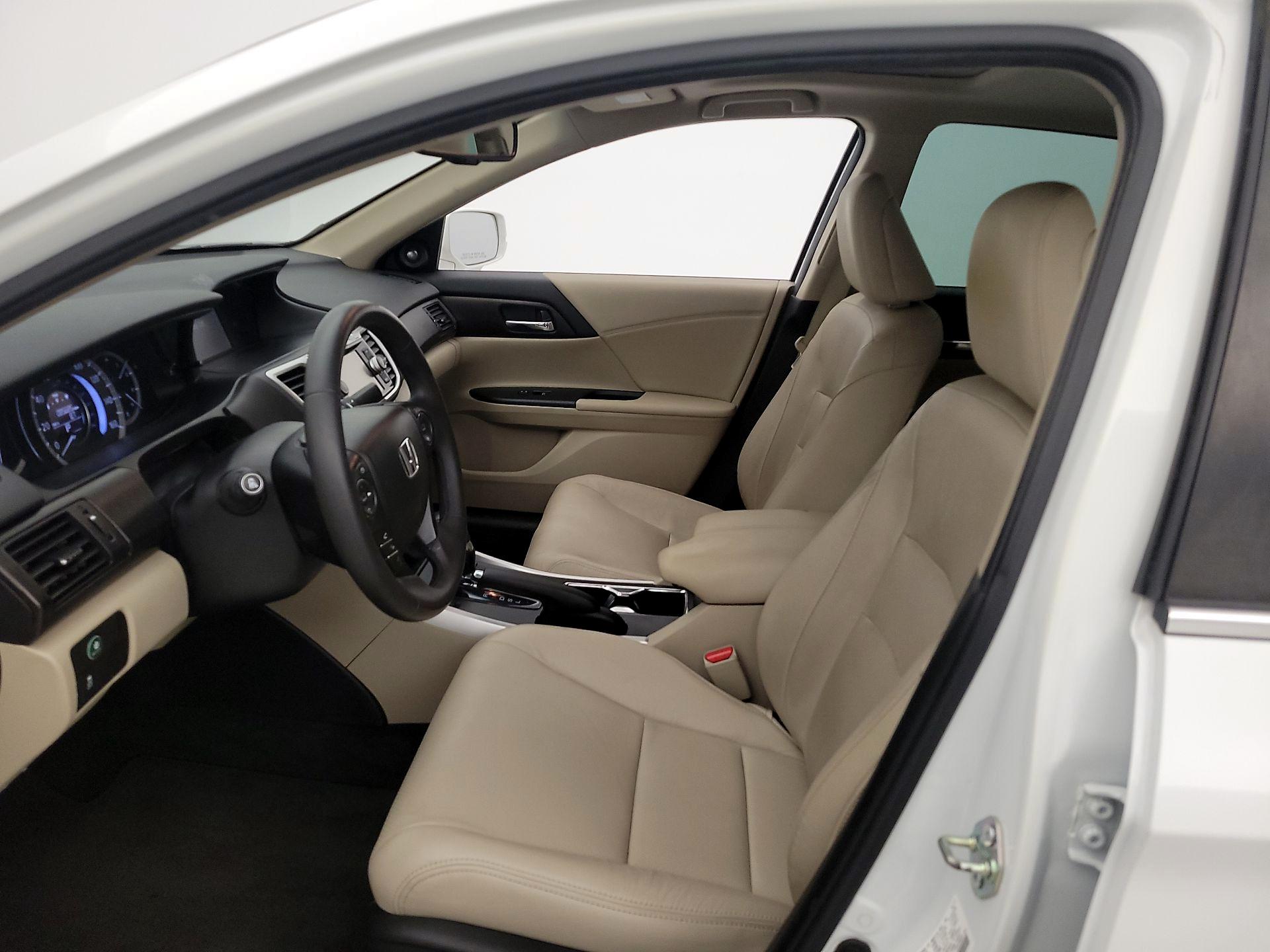 Thumbnail: 2015 Honda Accord - 11