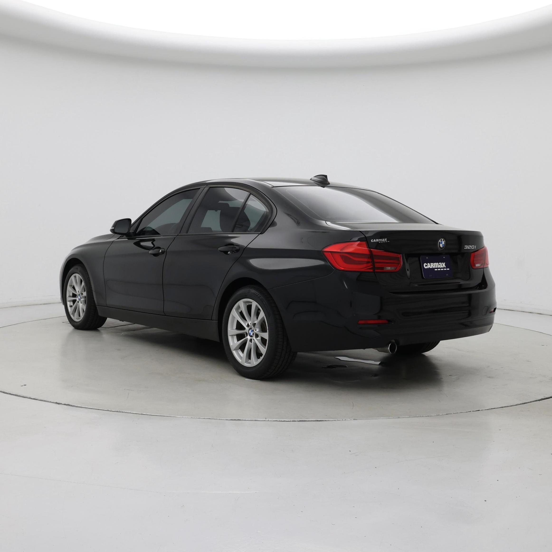 Thumbnail: 2016 BMW 3 Series - 2