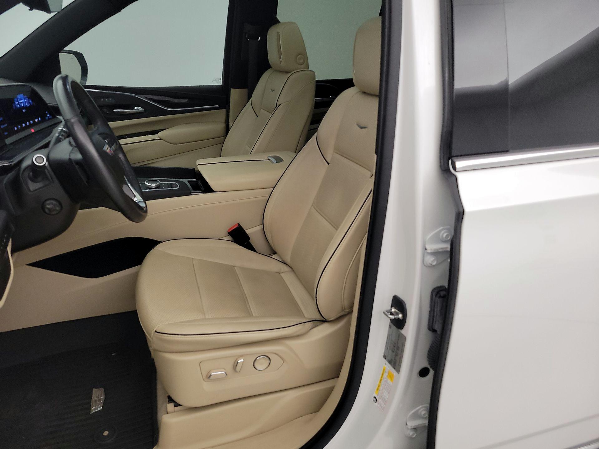 Thumbnail: 2021 Cadillac Escalade - 11