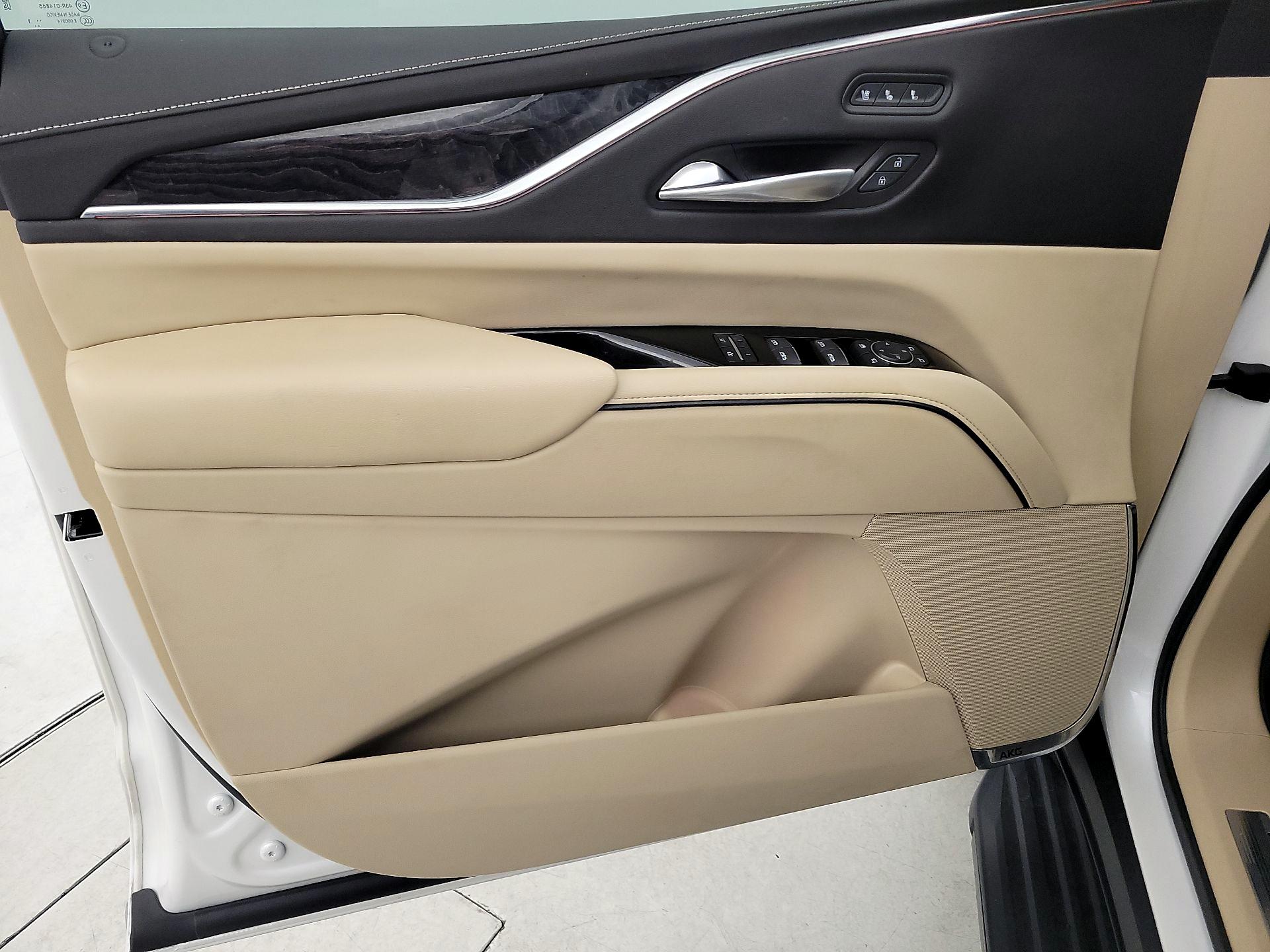 Thumbnail: 2021 Cadillac Escalade - 12