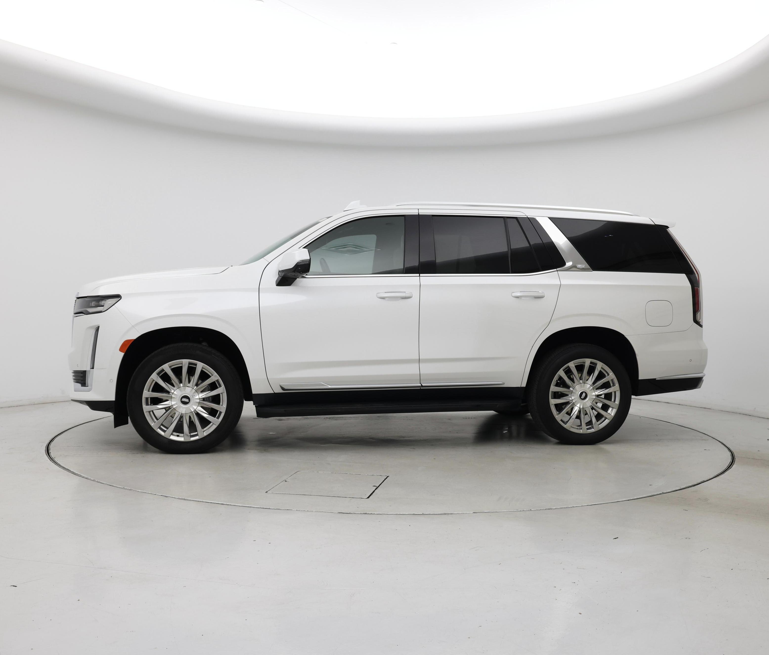 Thumbnail: 2021 Cadillac Escalade - 3