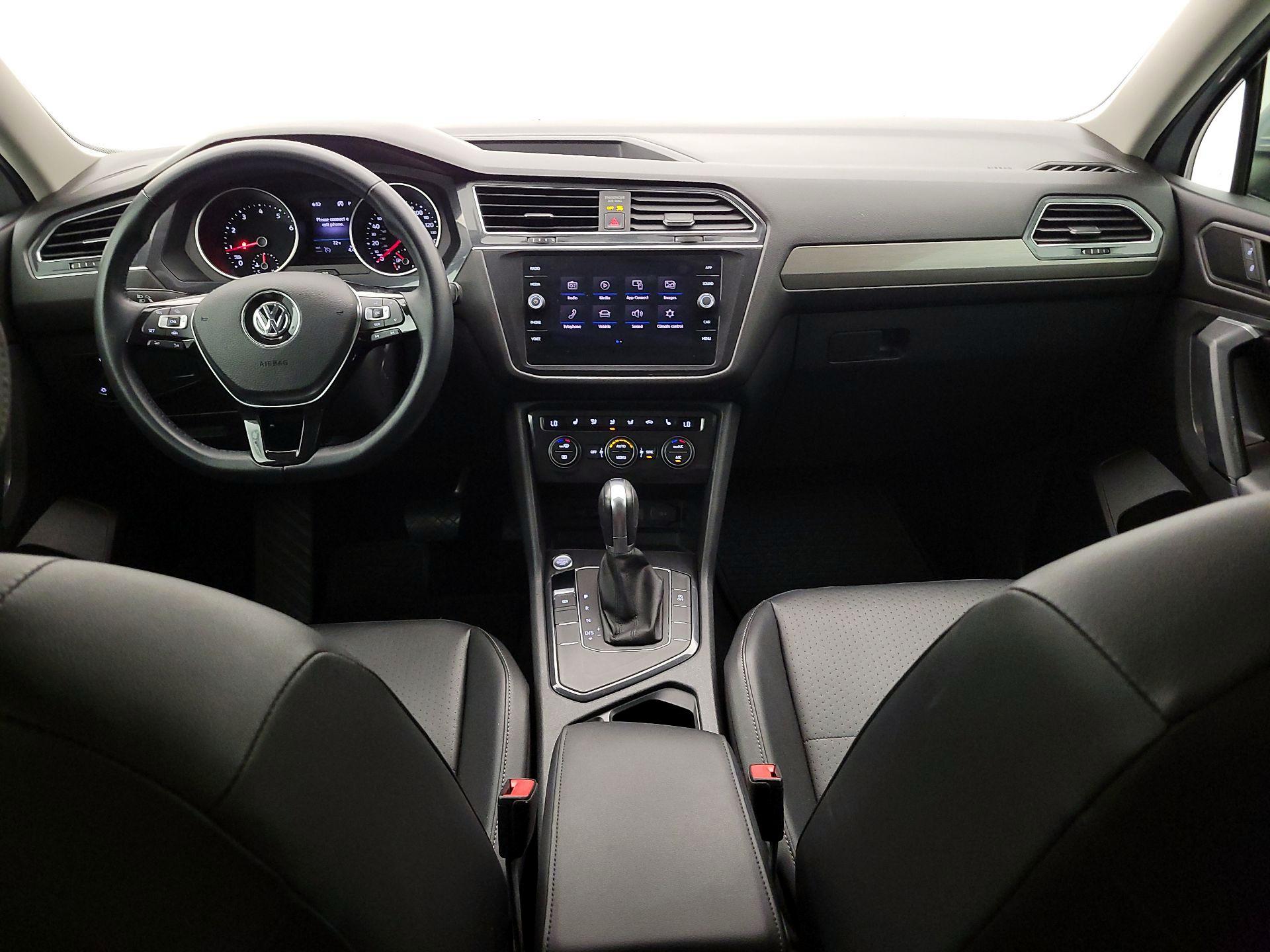 Thumbnail: 2019 Volkswagen Tiguan - 9