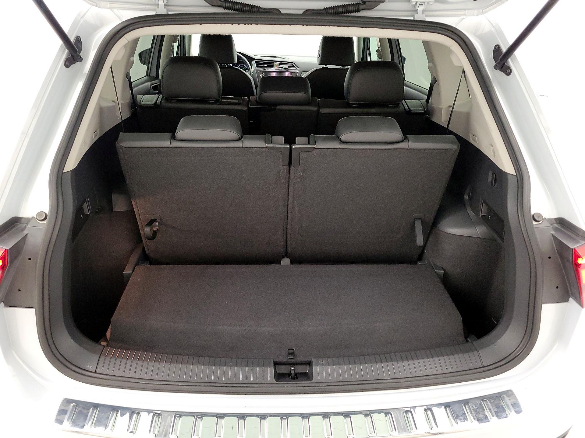 Thumbnail: 2019 Volkswagen Tiguan - 20