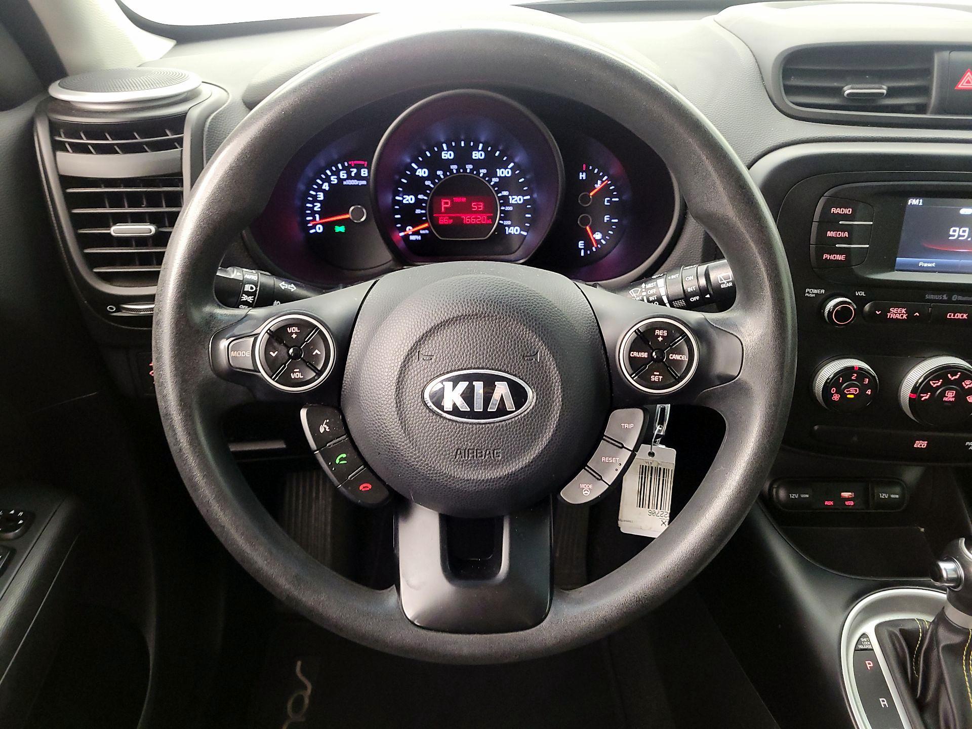 Thumbnail: 2016 Kia Soul - 10