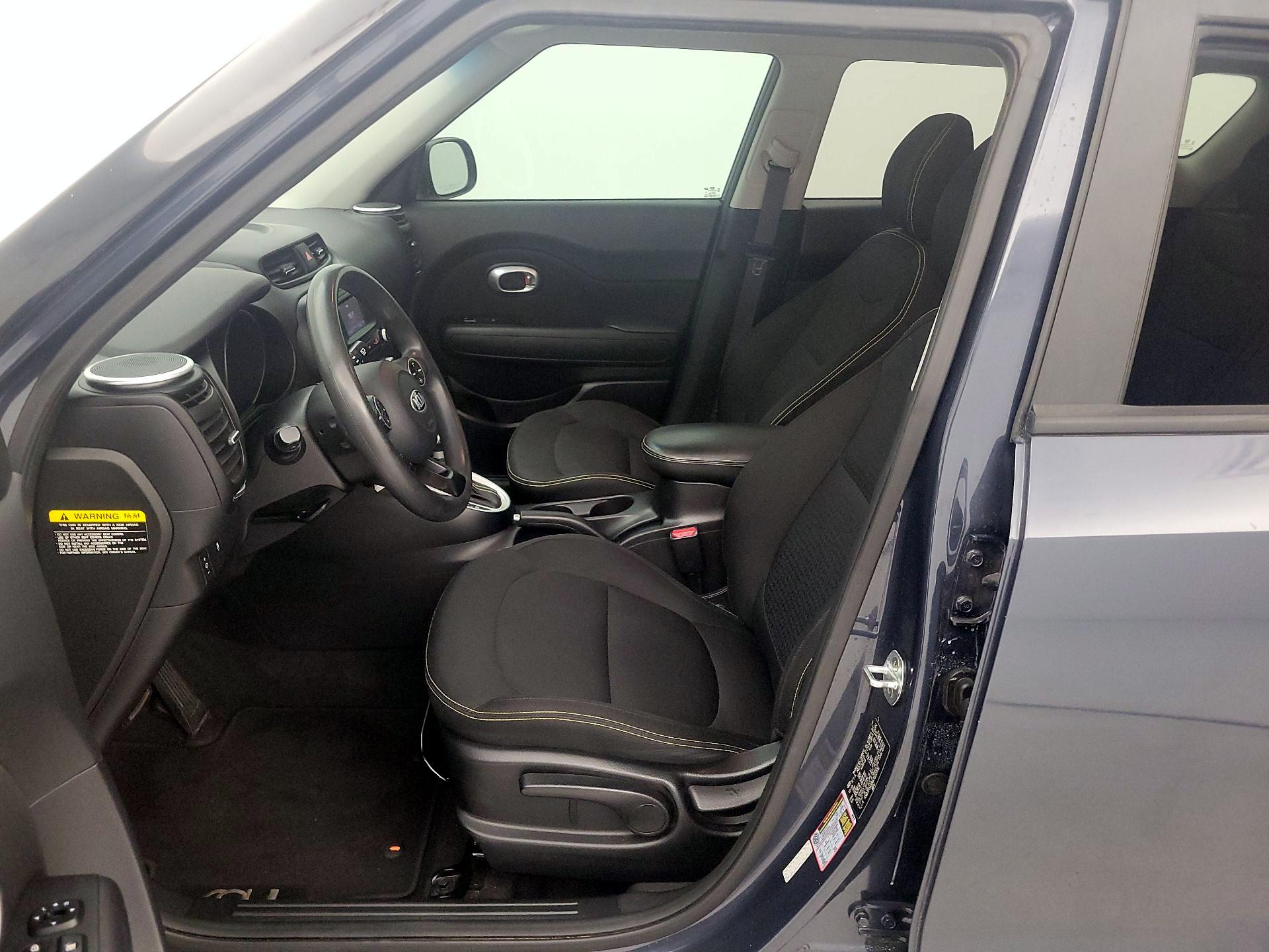 Thumbnail: 2016 Kia Soul - 11