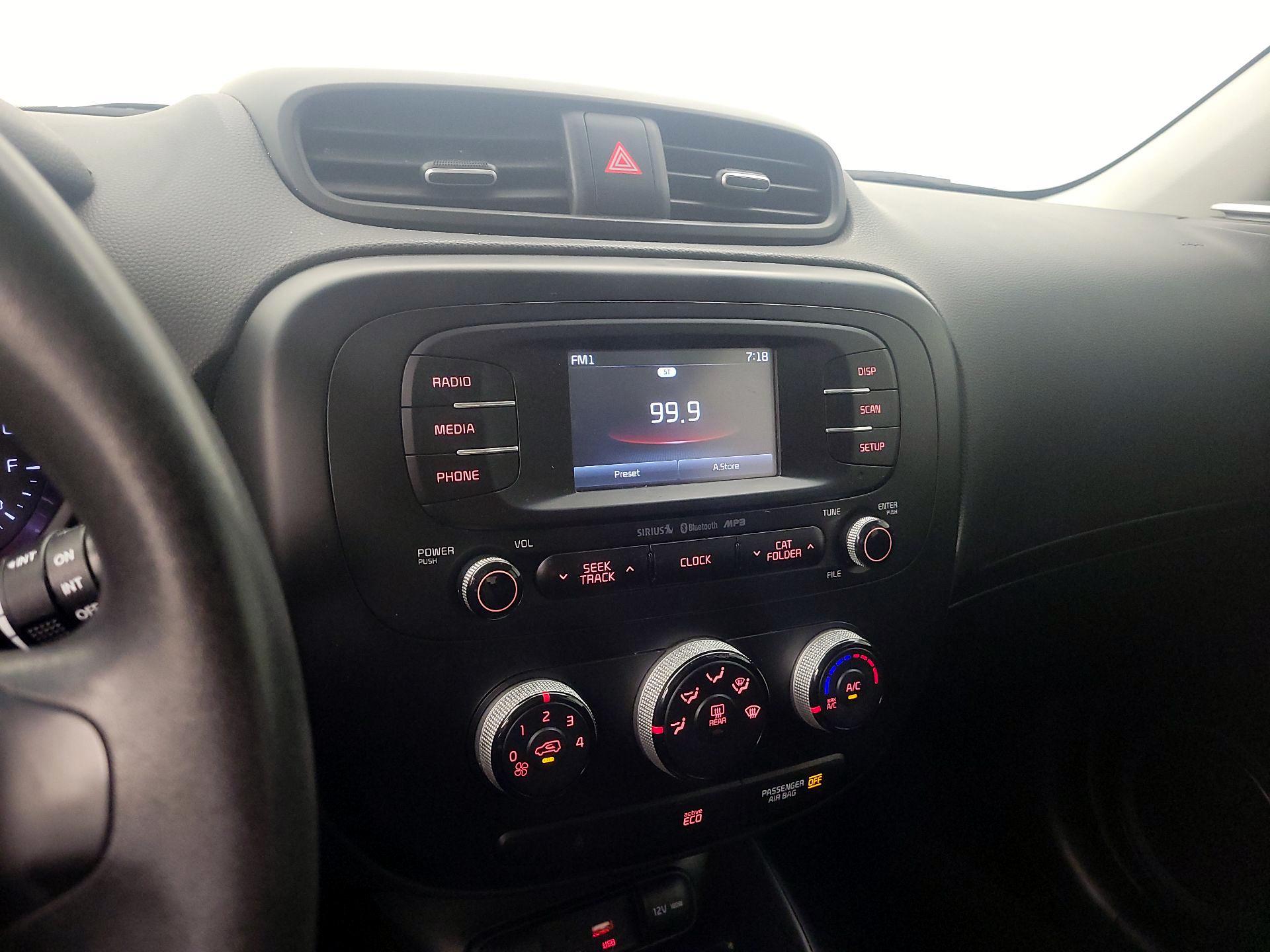 Thumbnail: 2016 Kia Soul - 15