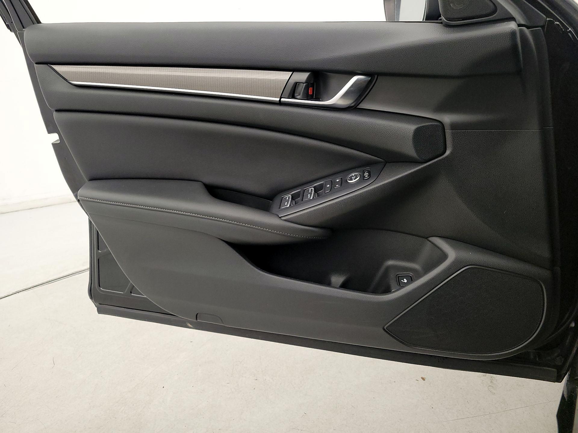 Thumbnail: 2020 Honda Accord - 12