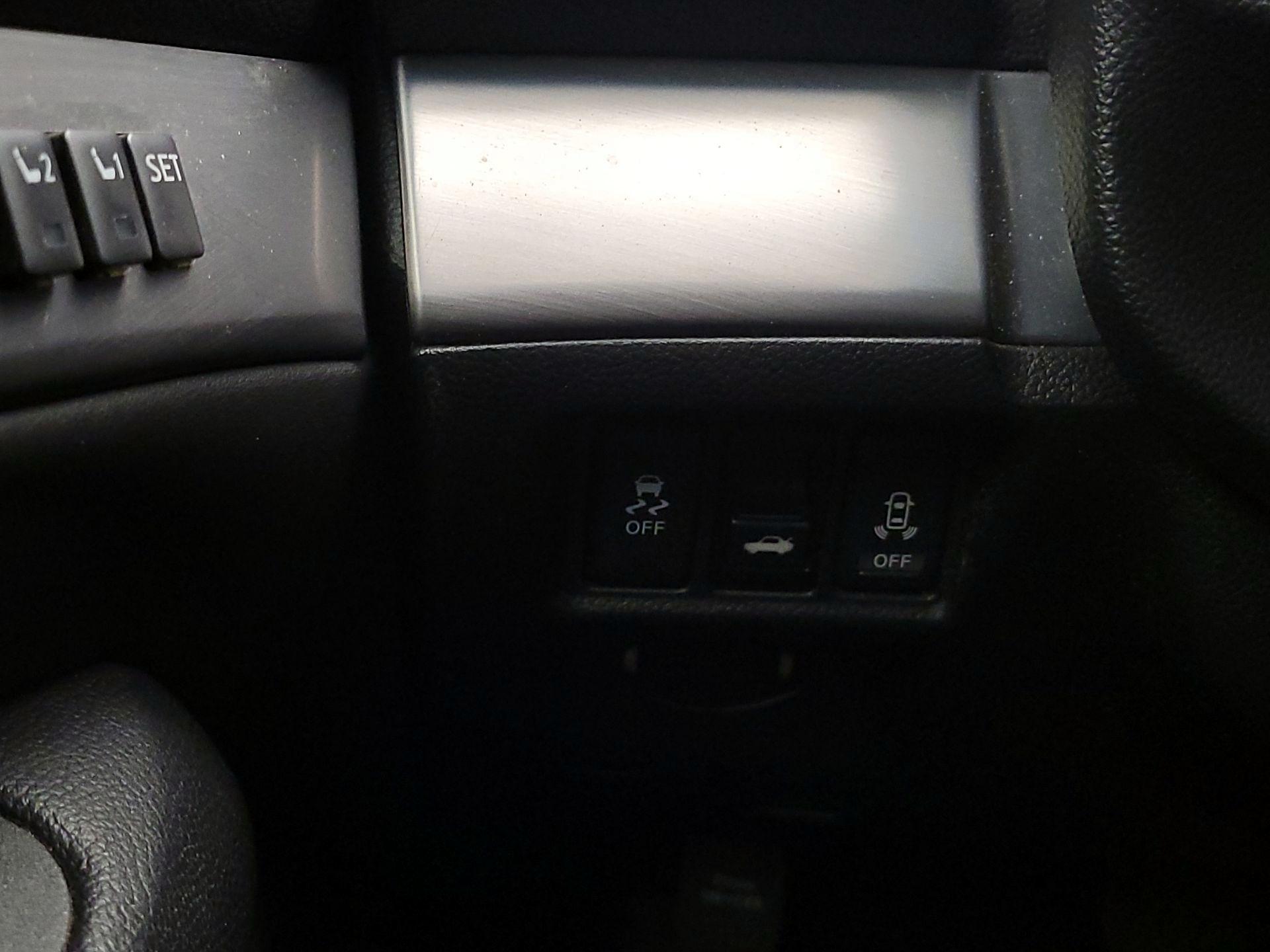 Thumbnail: 2013 INFINITI G37 - 13