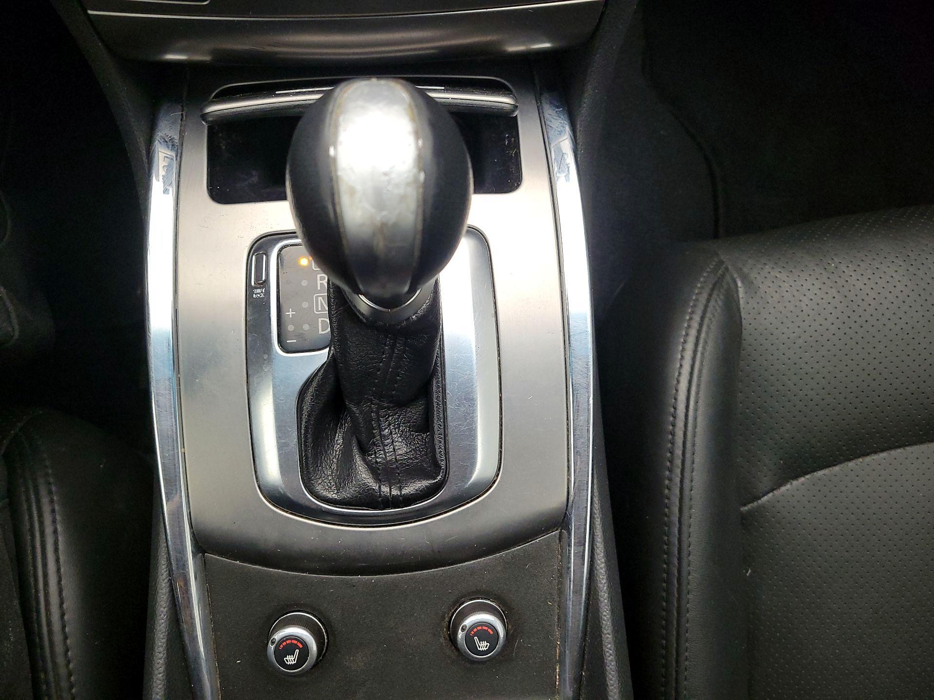 Thumbnail: 2013 INFINITI G37 - 18