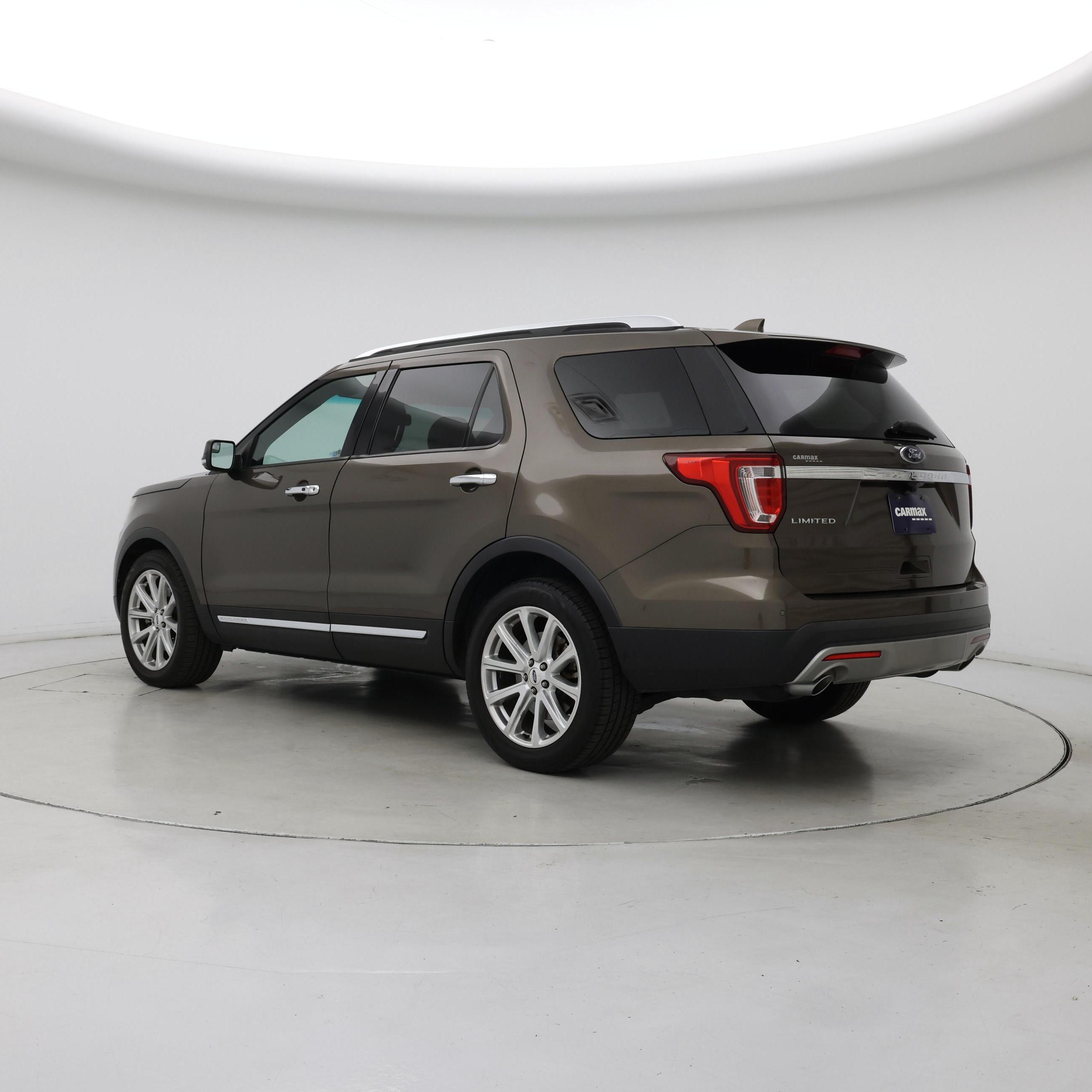 Thumbnail: 2016 Ford Explorer - 2