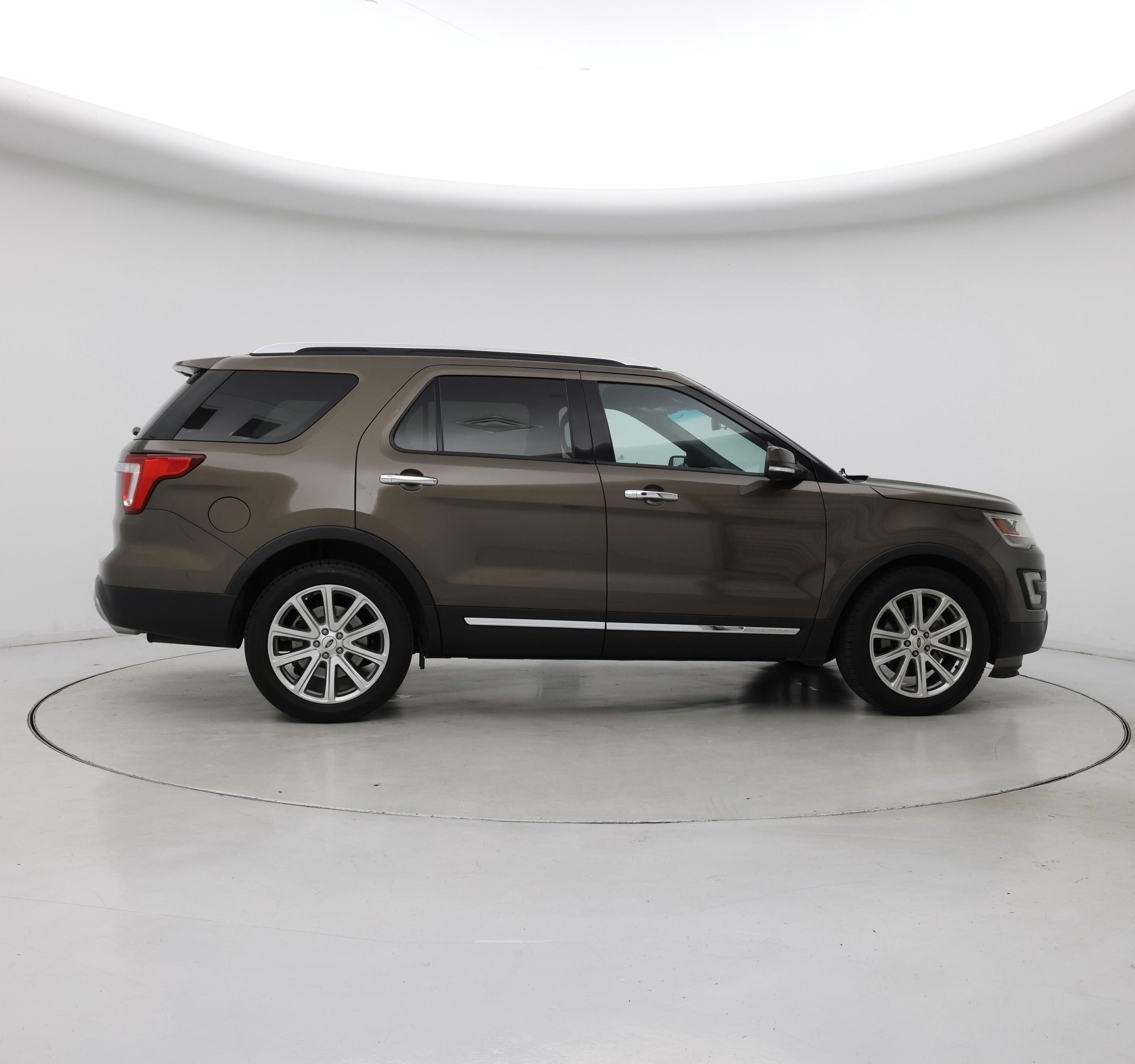 Thumbnail: 2016 Ford Explorer - 7