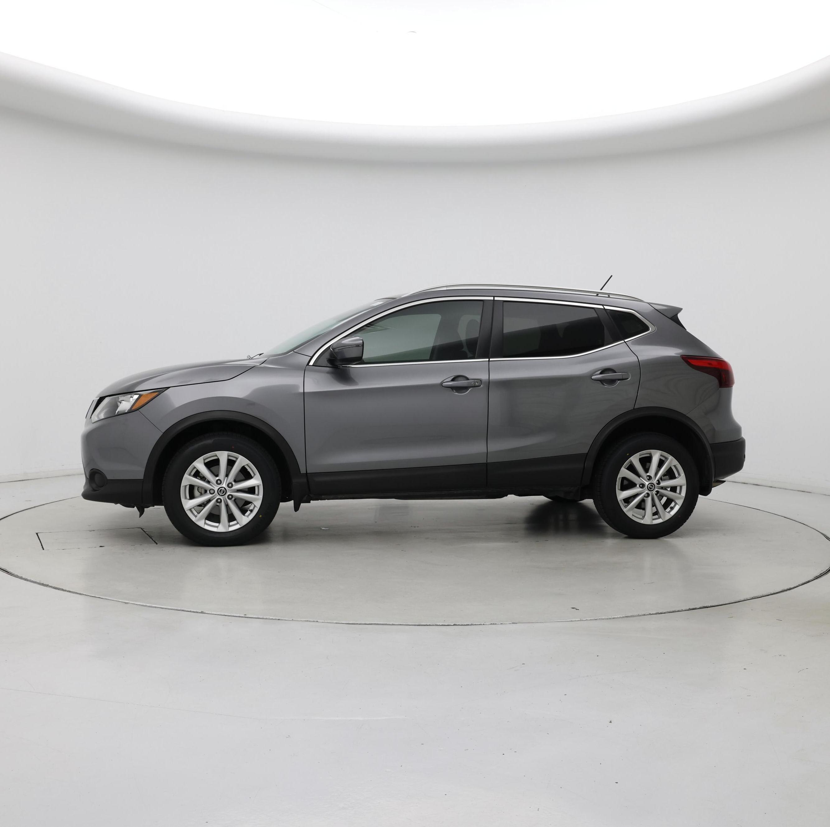Thumbnail: 2019 Nissan Rogue Sport - 3