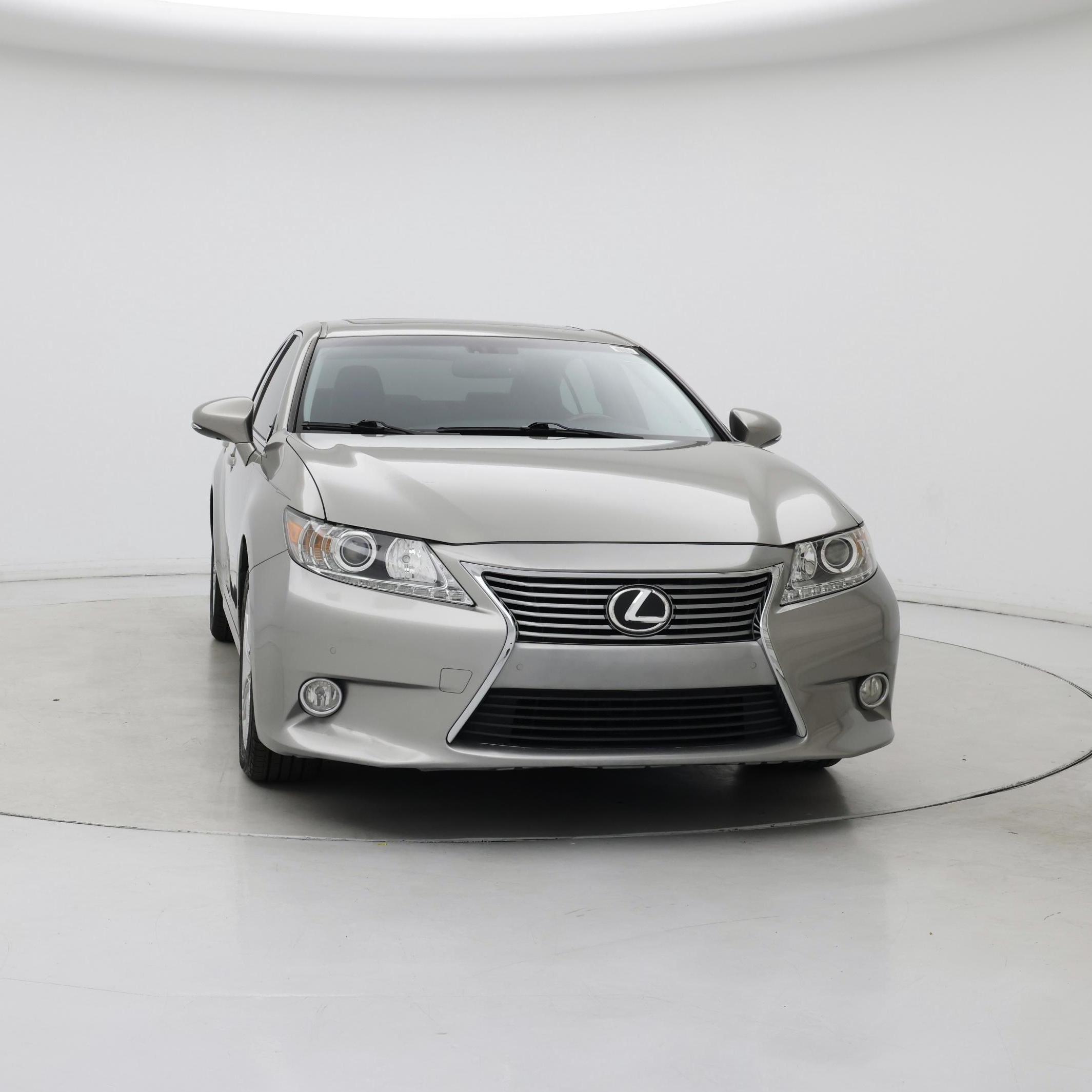 Thumbnail: 2015 Lexus ES - 5