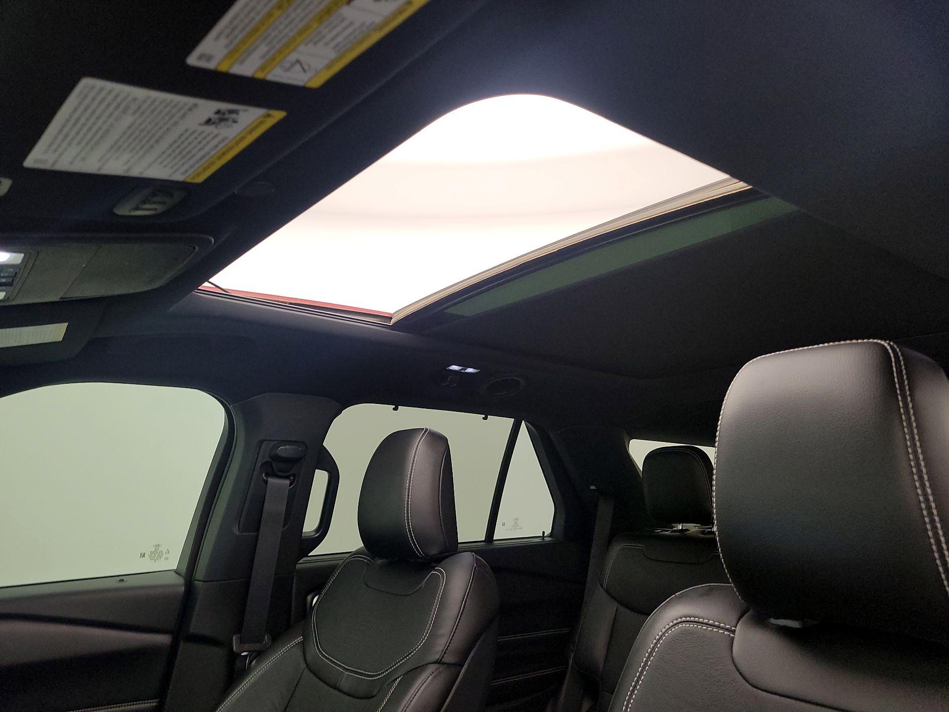 Thumbnail: 2020 Ford Explorer - 20