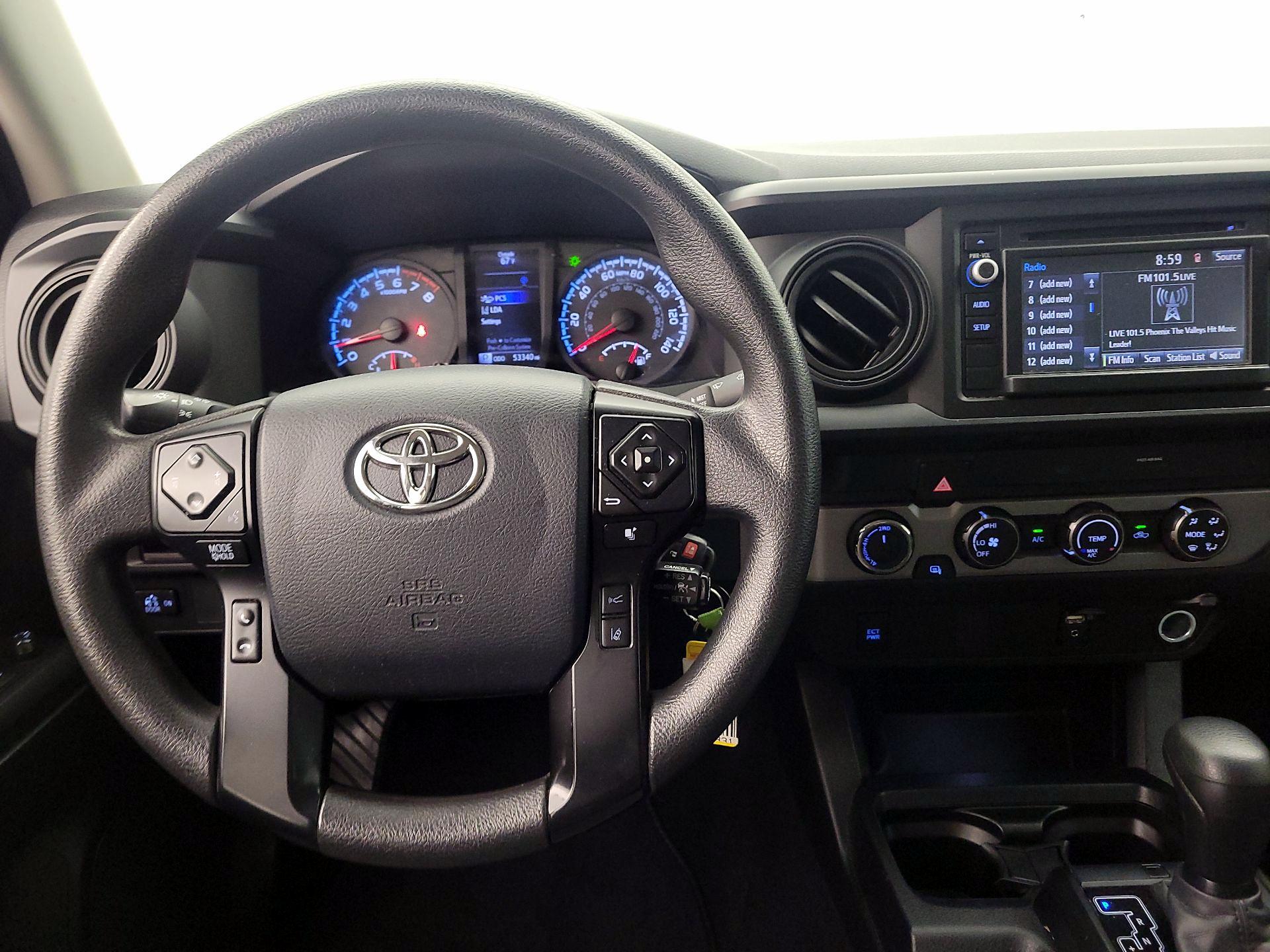 Thumbnail: 2019 Toyota Tacoma - 10