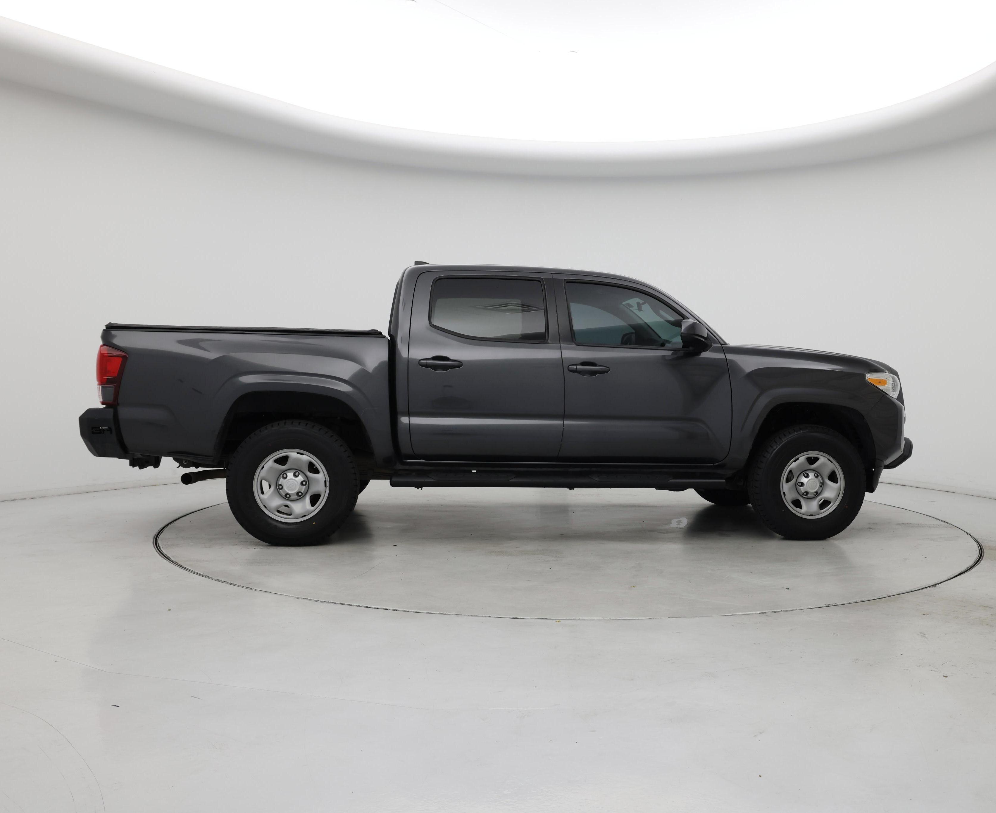 Thumbnail: 2019 Toyota Tacoma - 7