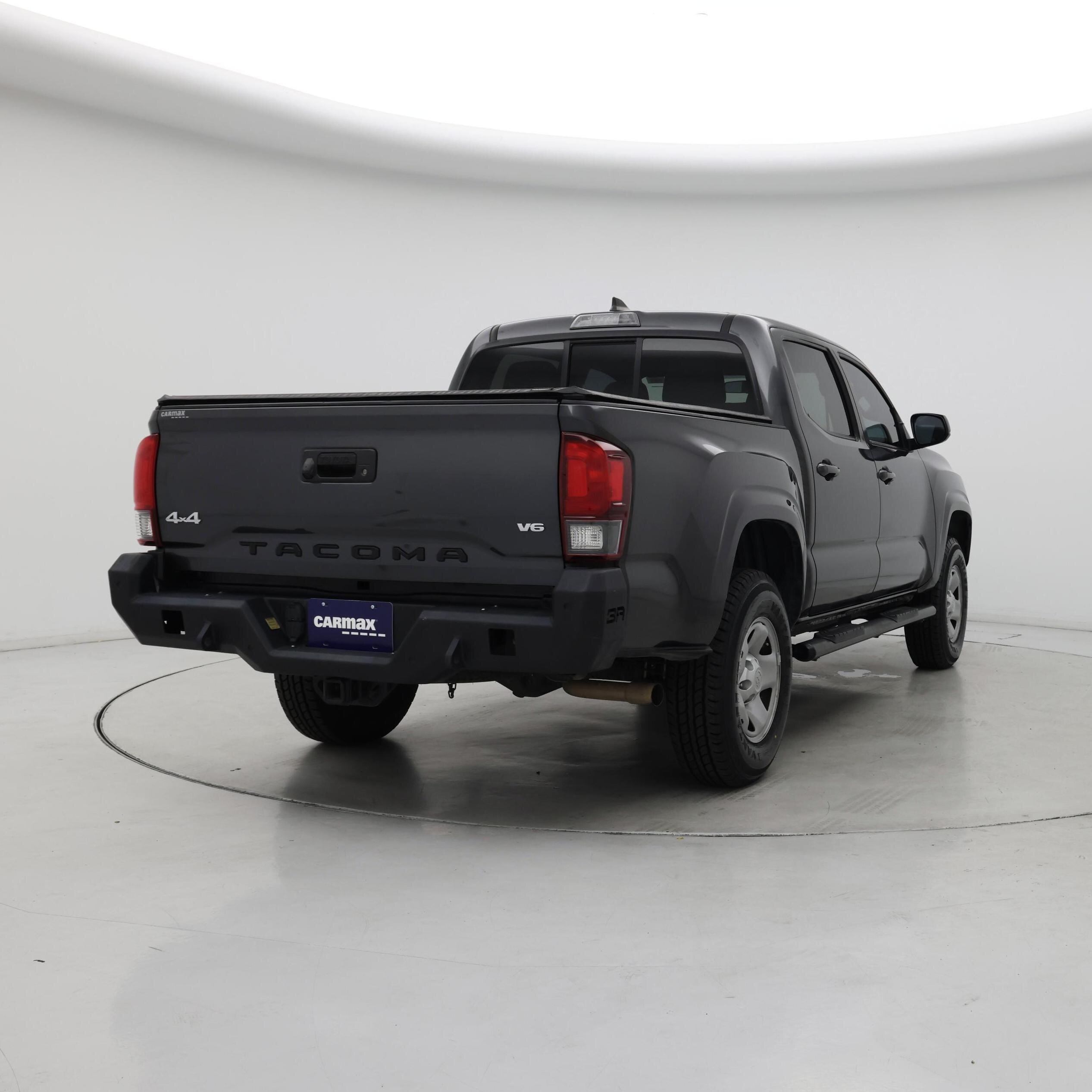 Thumbnail: 2019 Toyota Tacoma - 8