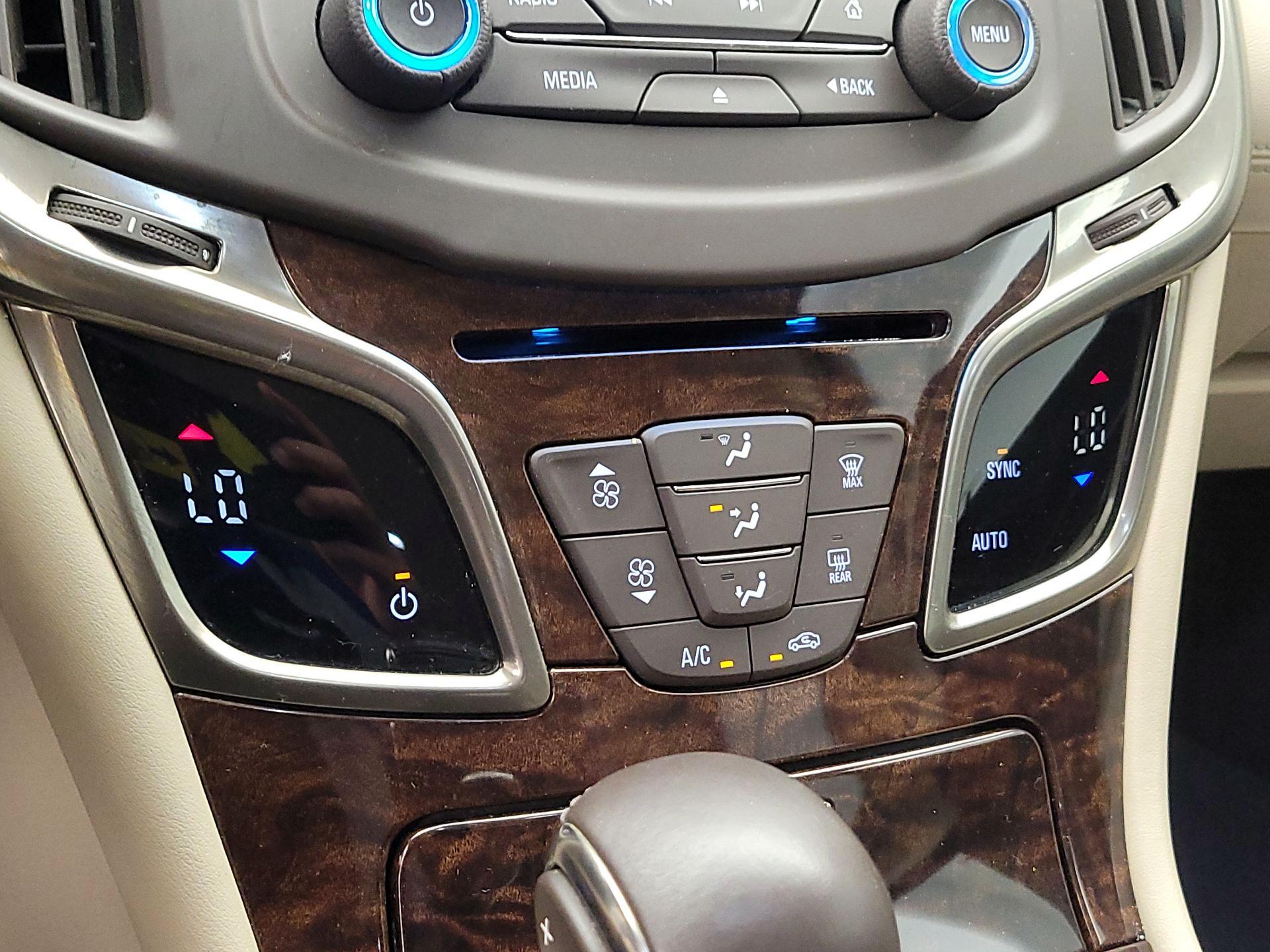 Thumbnail: 2016 Buick LaCrosse - 16