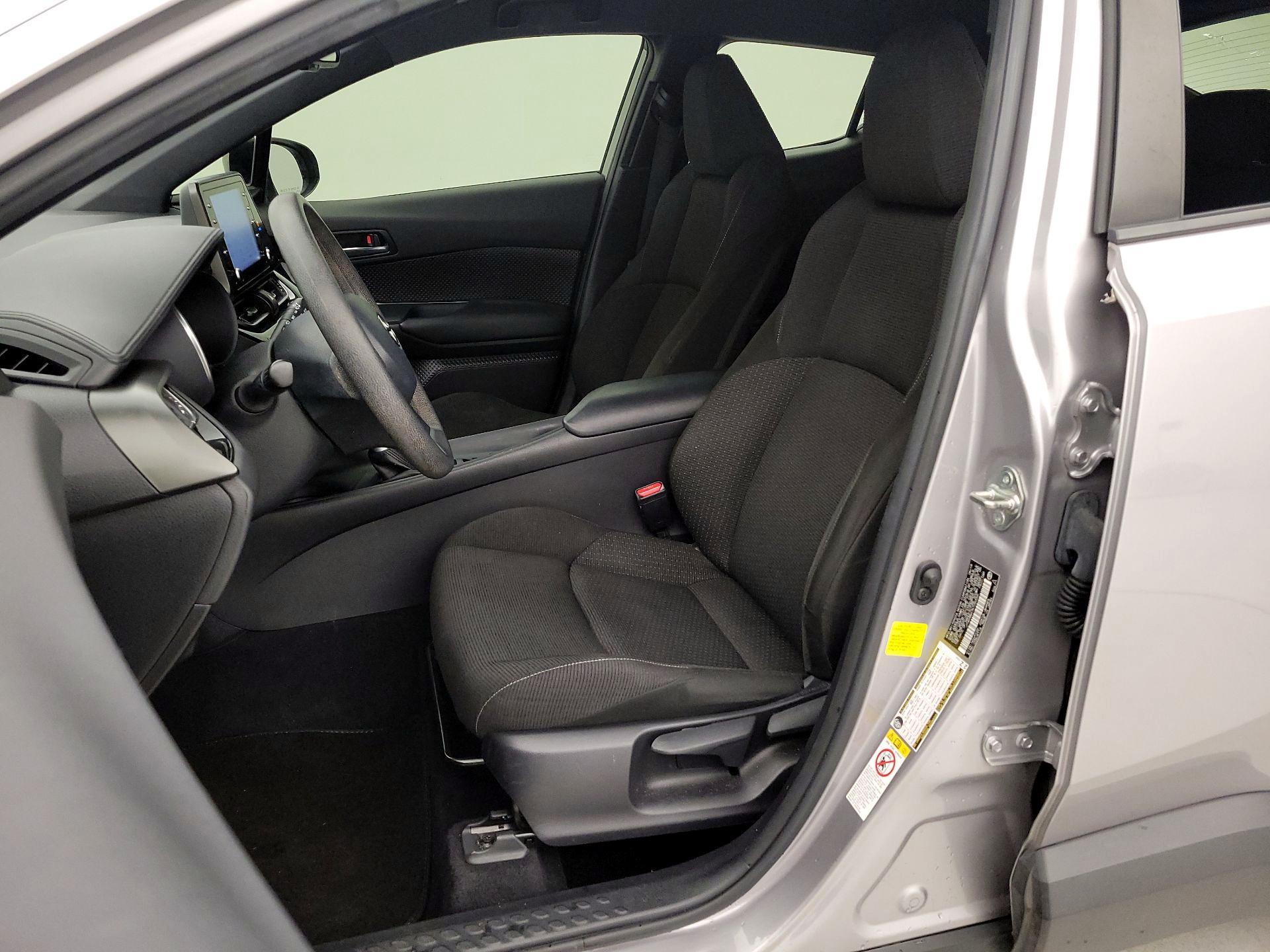 Thumbnail: 2019 Toyota C-HR - 11