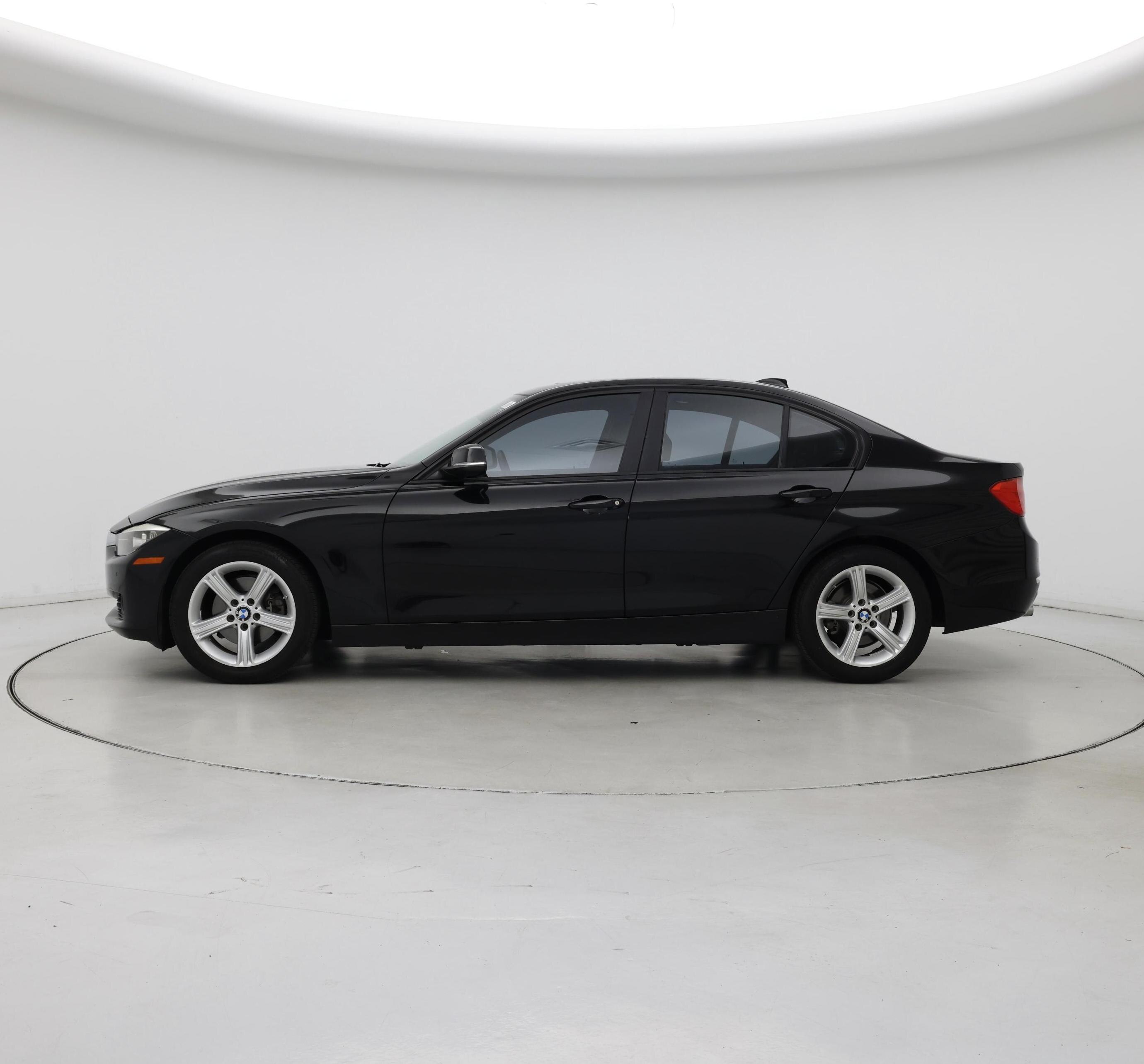 Thumbnail: 2014 BMW 3 Series - 3