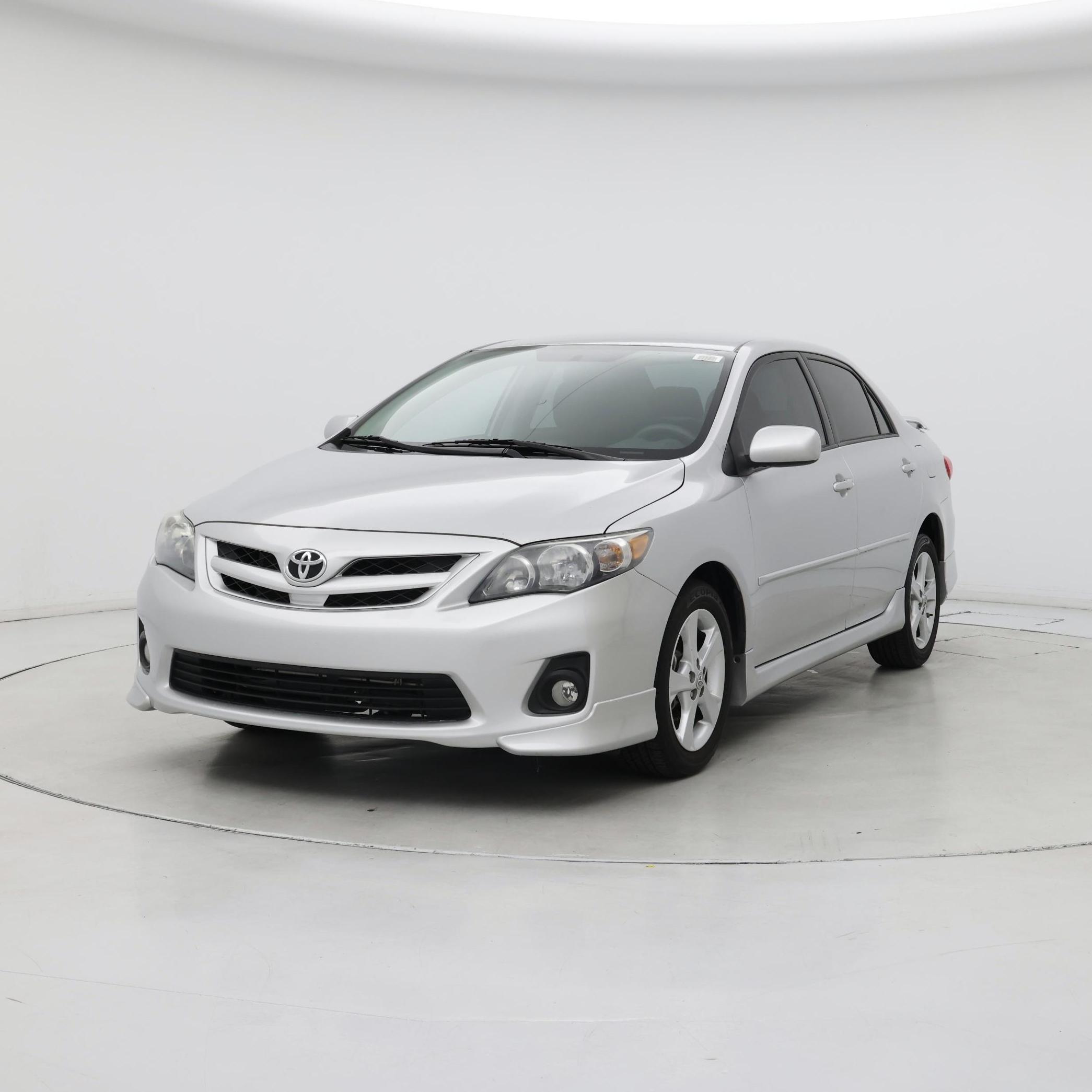 Thumbnail: 2013 Toyota Corolla - 4