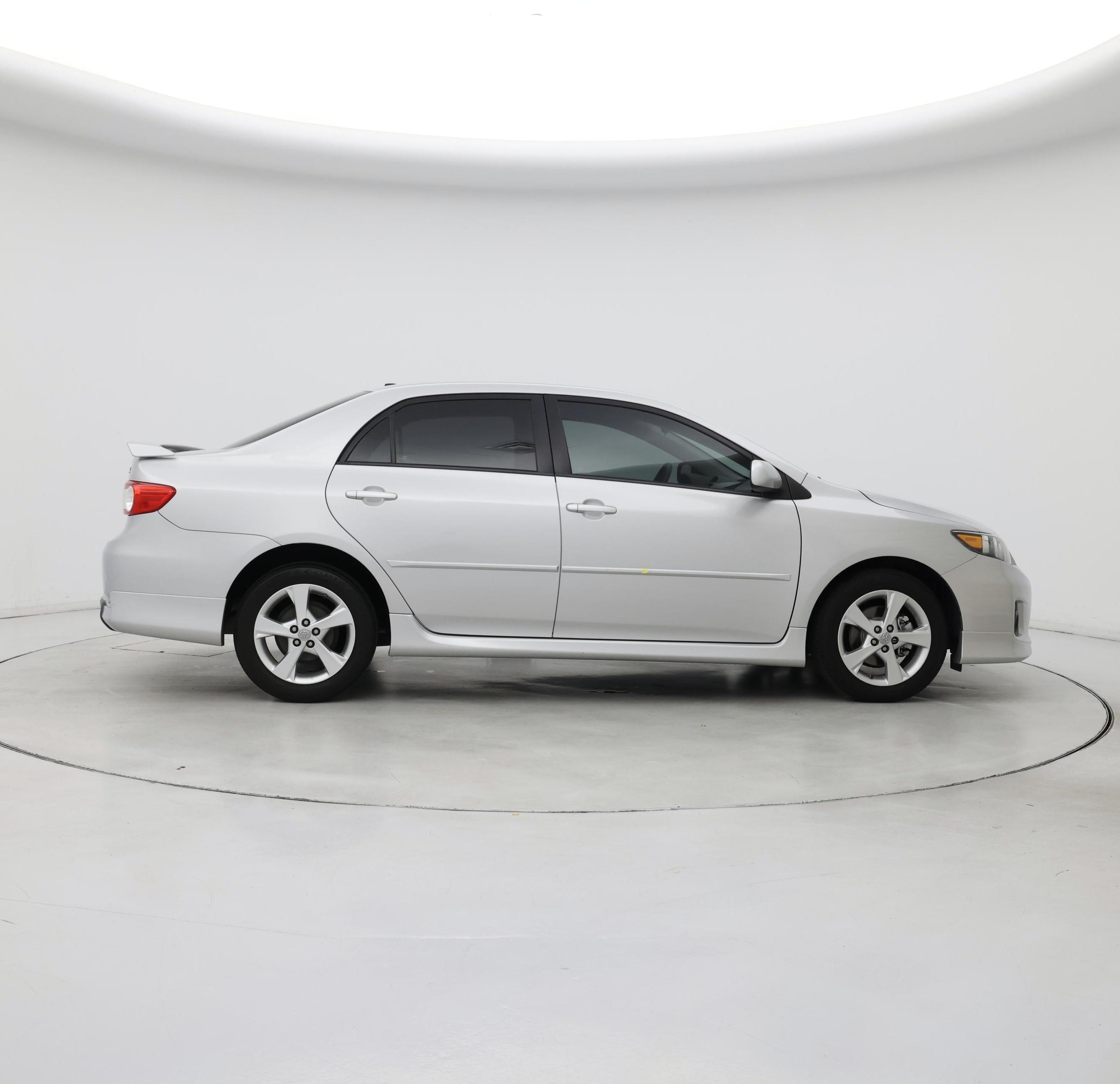 Thumbnail: 2013 Toyota Corolla - 7