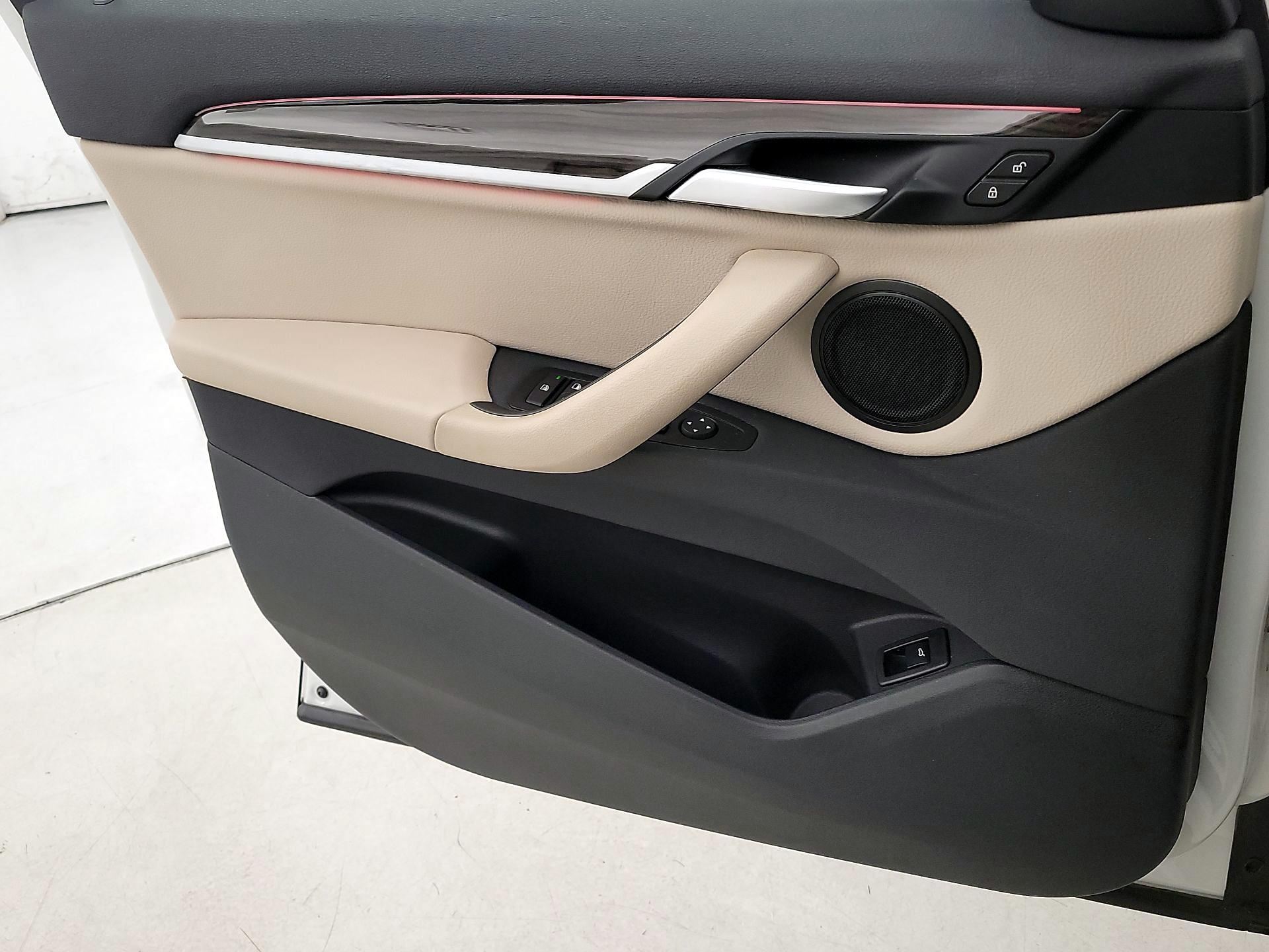 Thumbnail: 2021 BMW X1 - 12