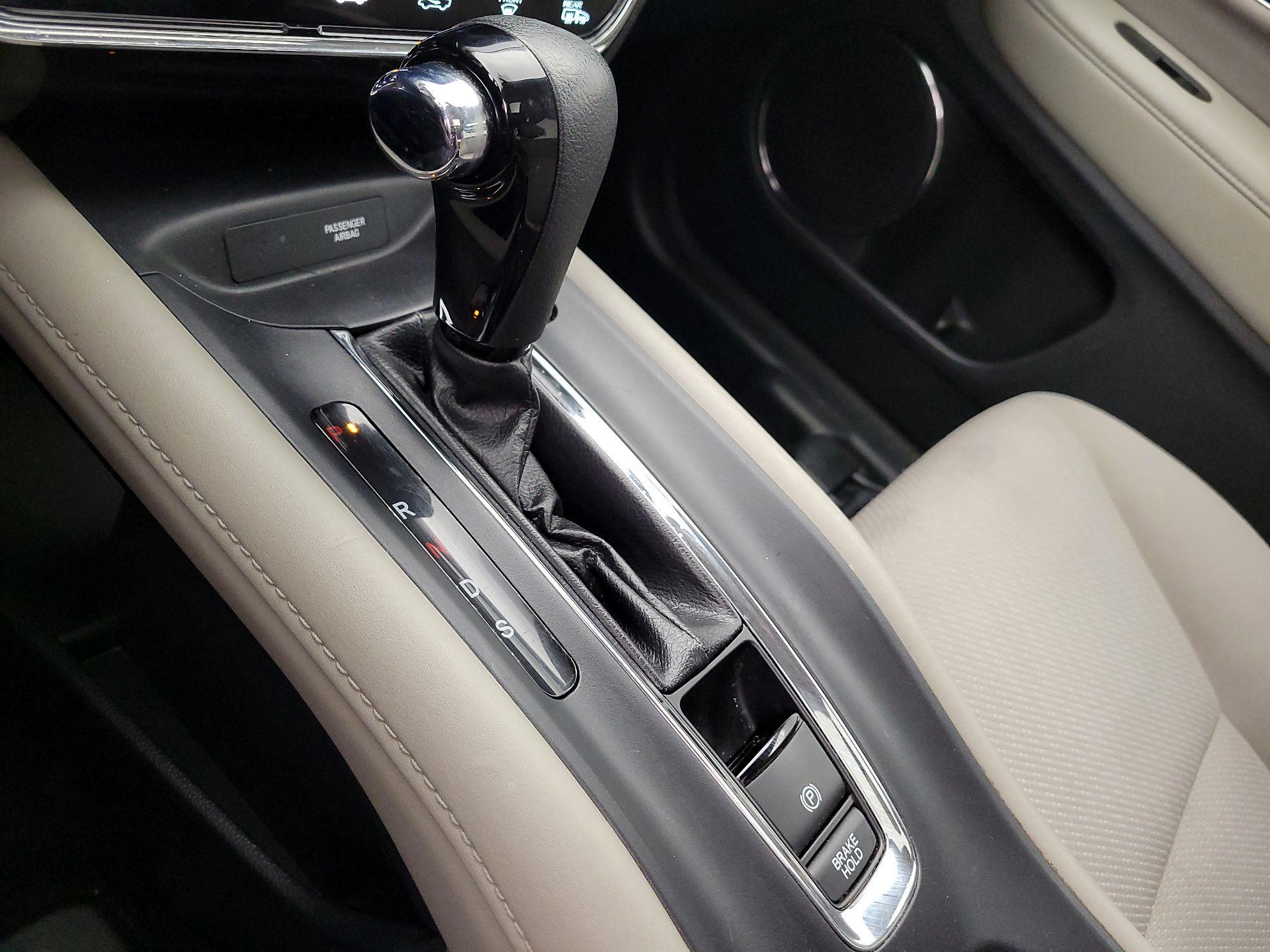 Thumbnail: 2018 Honda HR-V - 17