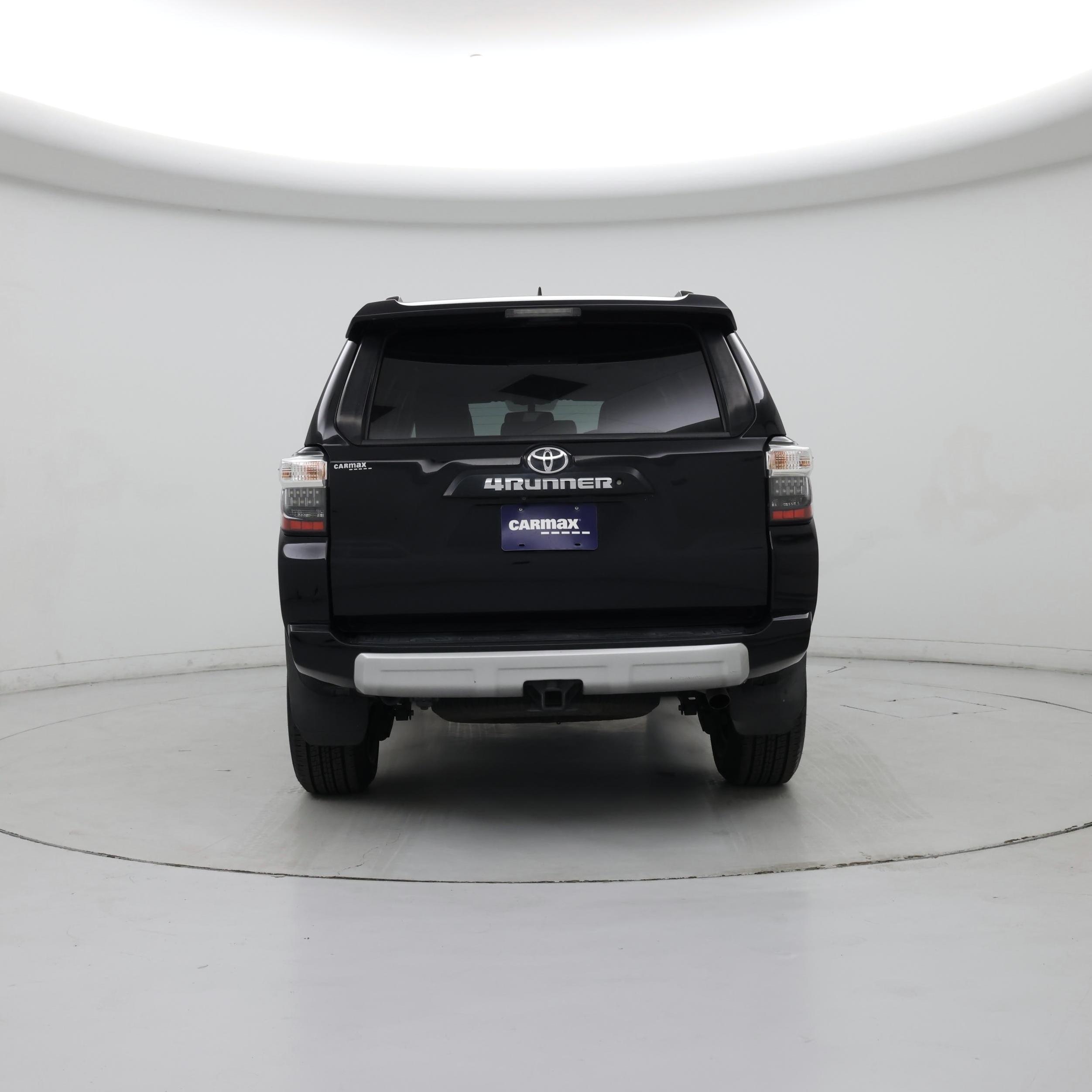 Thumbnail: 2017 Toyota 4Runner - 6
