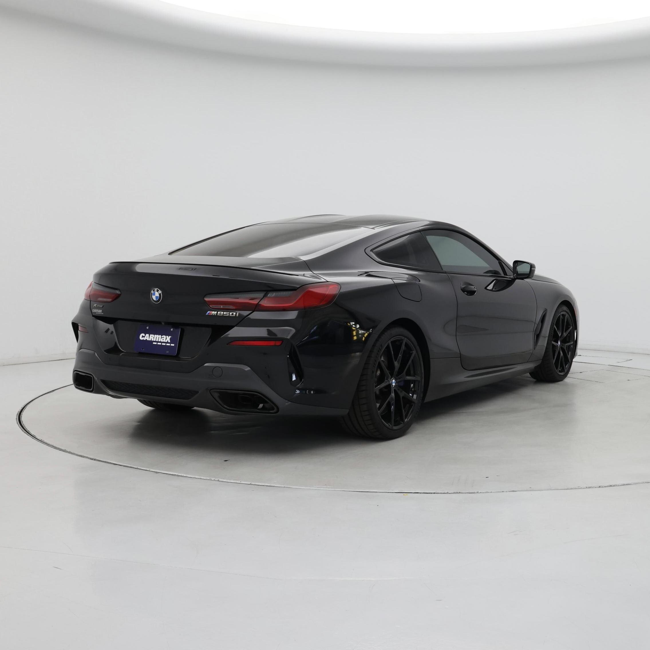 Thumbnail: 2019 BMW 8 Series - 8