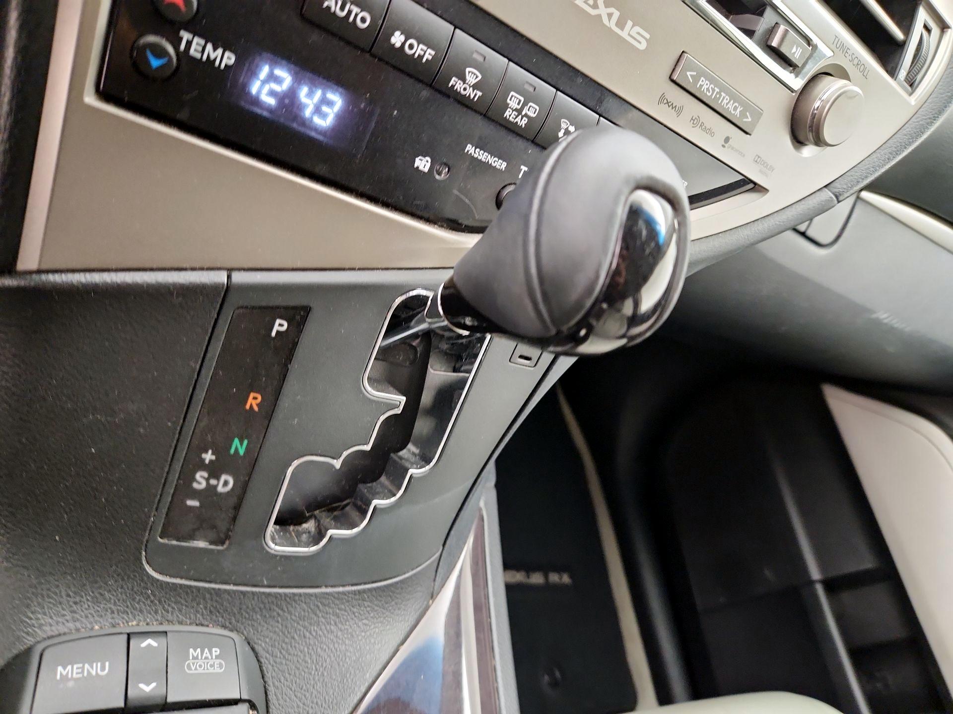 Thumbnail: 2015 Lexus RX - 17