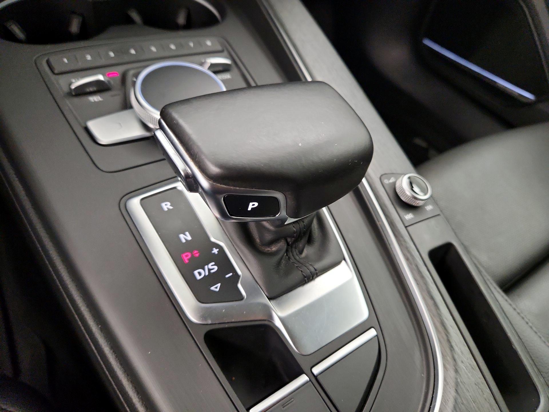 Thumbnail: 2017 Audi A4 - 15
