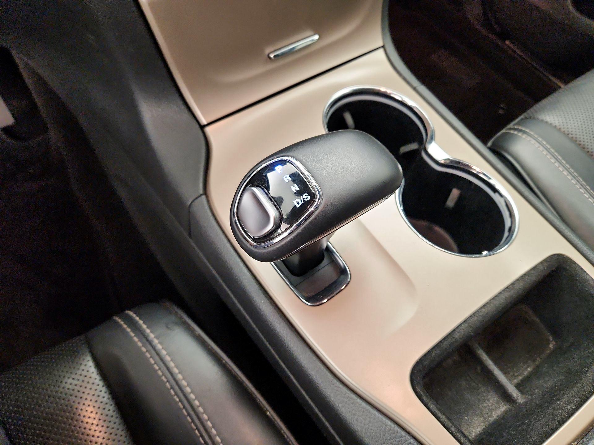 Thumbnail: 2015 Jeep Grand Cherokee - 18