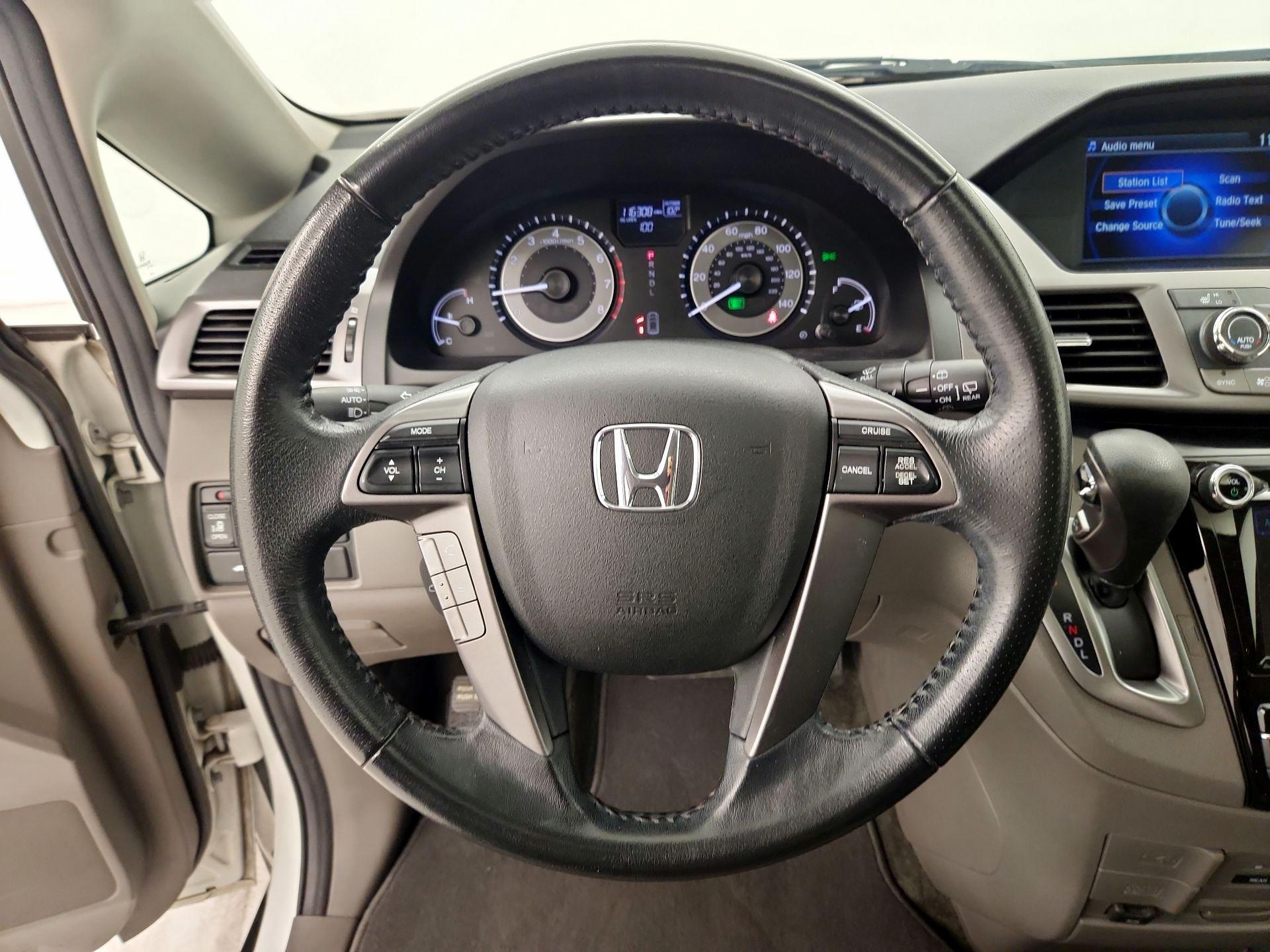 Thumbnail: 2014 Honda Odyssey - 10