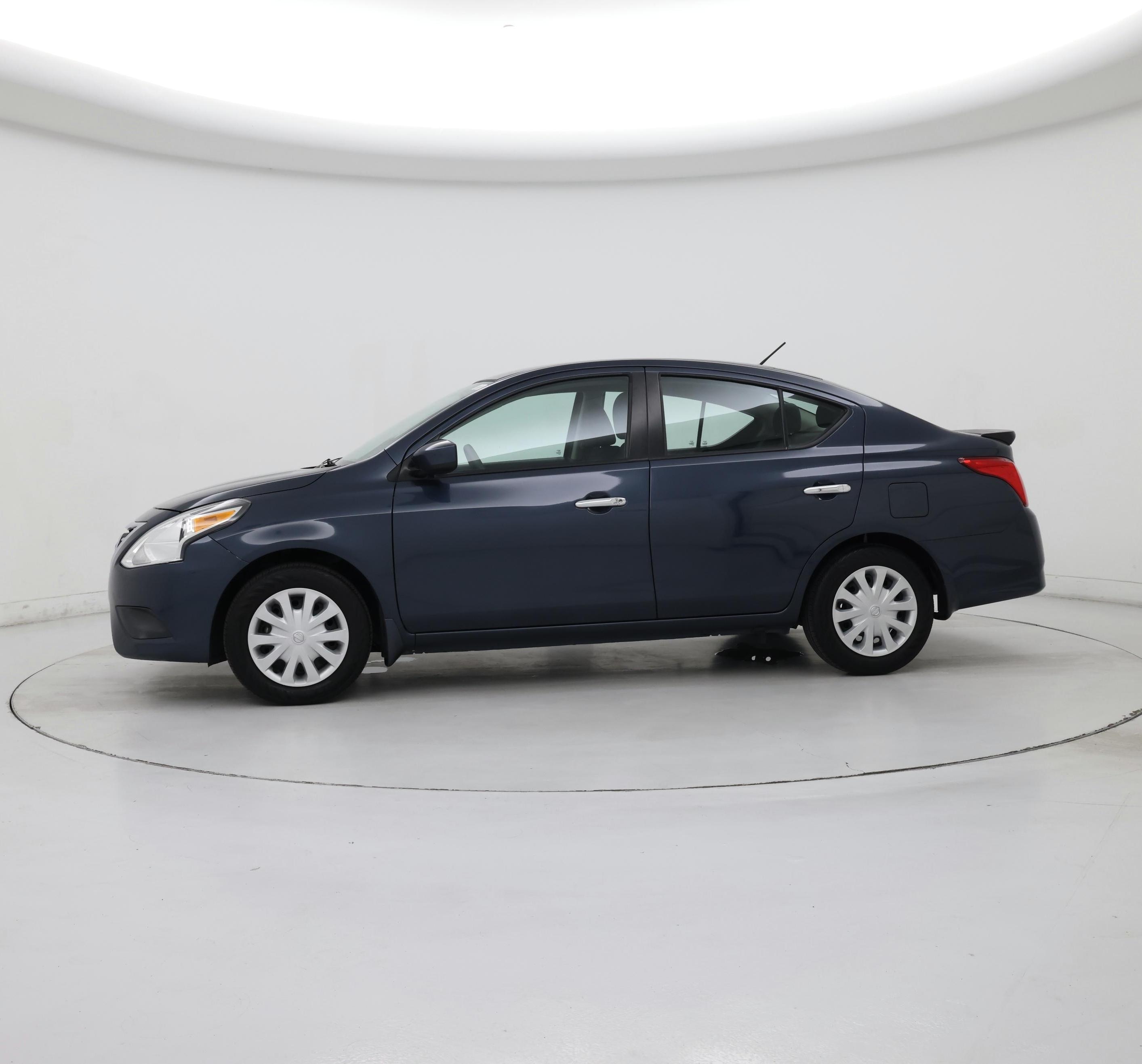 Thumbnail: 2017 Nissan Versa - 3