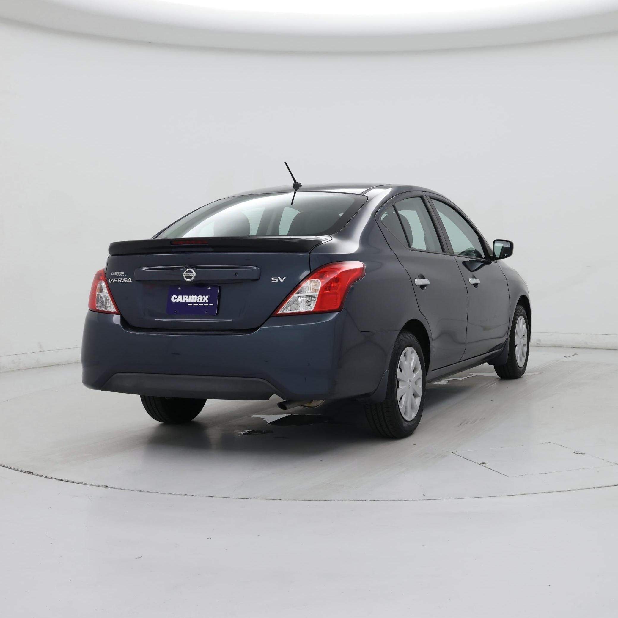 Thumbnail: 2017 Nissan Versa - 8