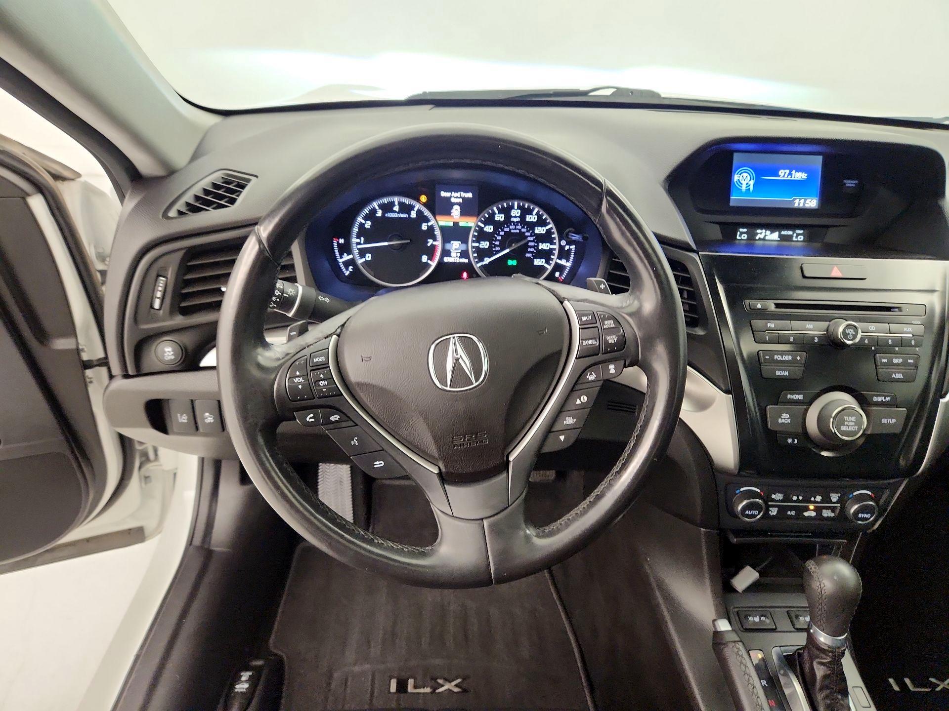 Thumbnail: 2020 Acura ILX - 10