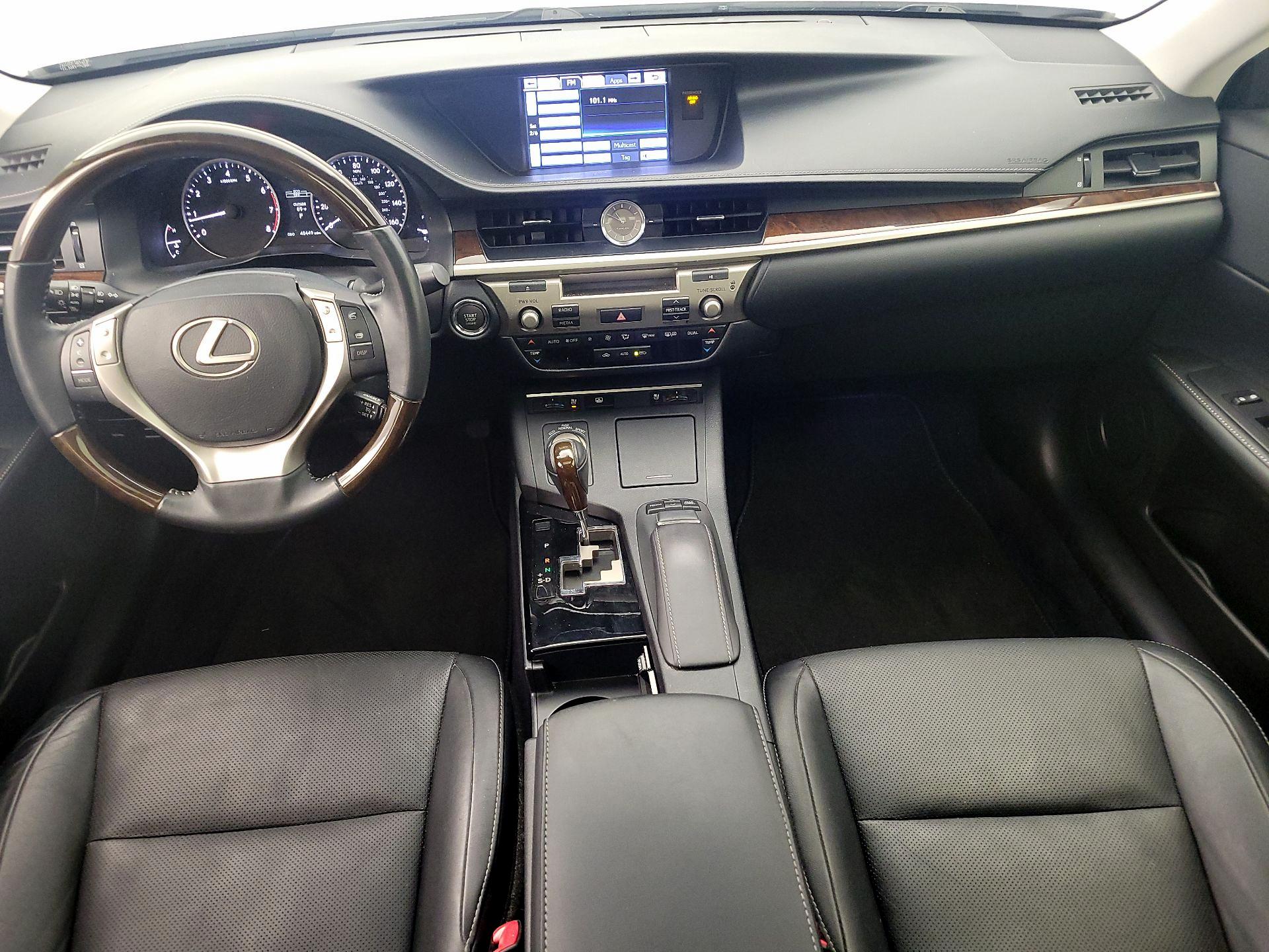 Thumbnail: 2014 Lexus ES - 9