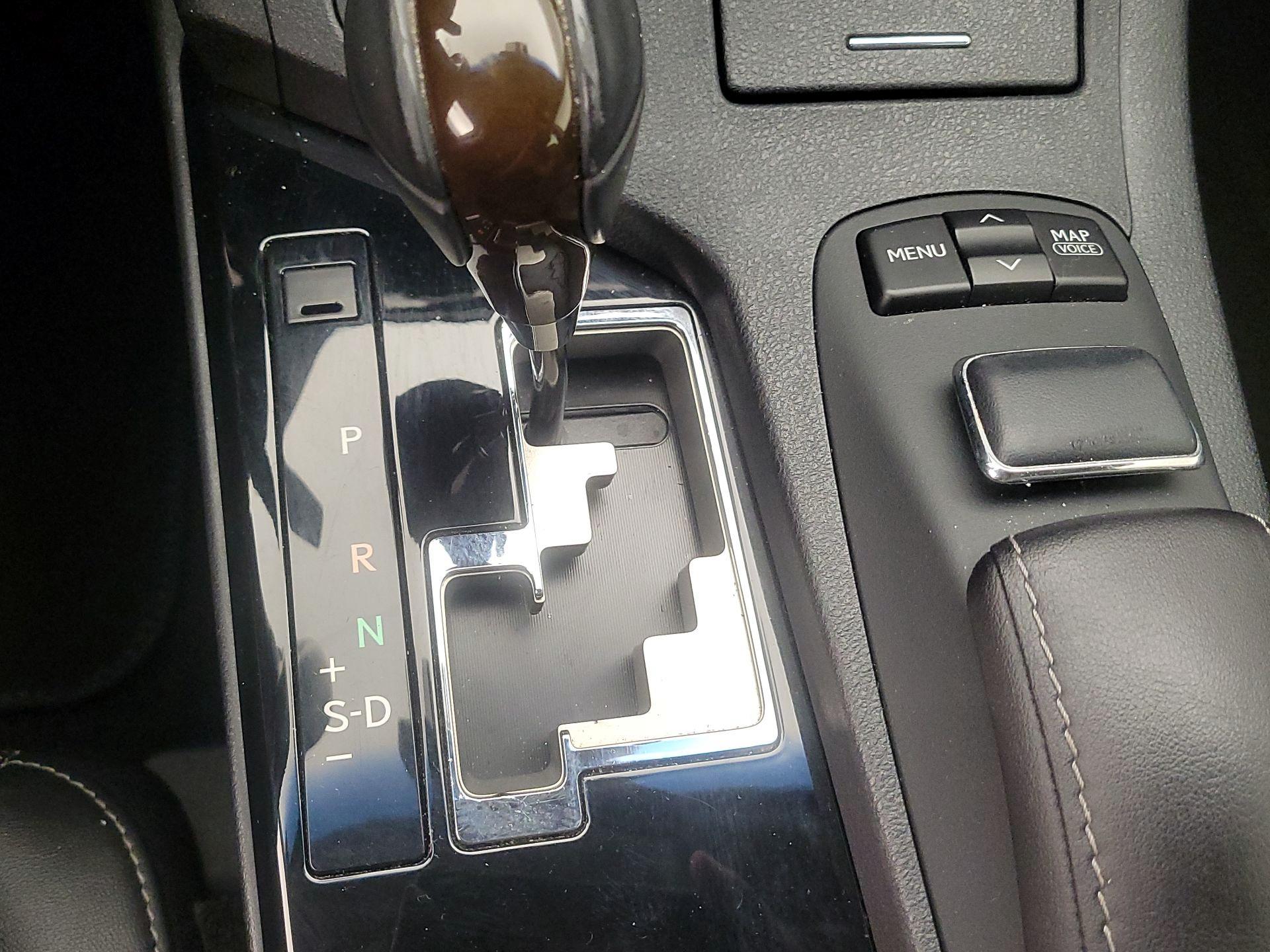 Thumbnail: 2014 Lexus ES - 17