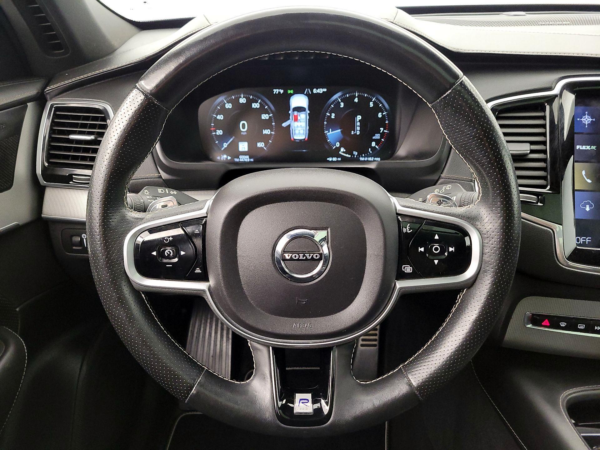 Thumbnail: 2019 Volvo XC90 - 10