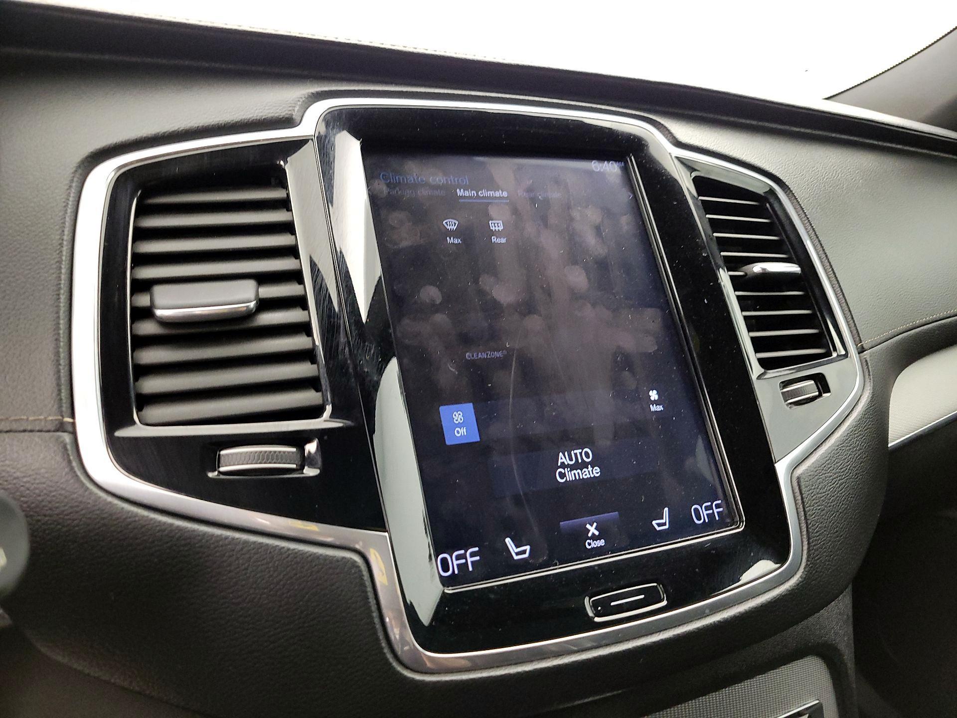Thumbnail: 2019 Volvo XC90 - 16