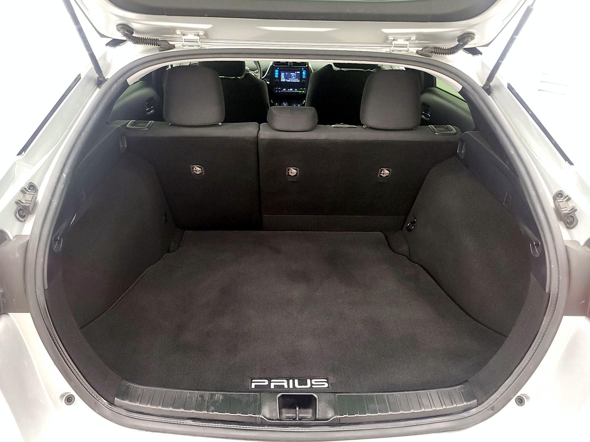 Thumbnail: 2017 Toyota Prius - 20
