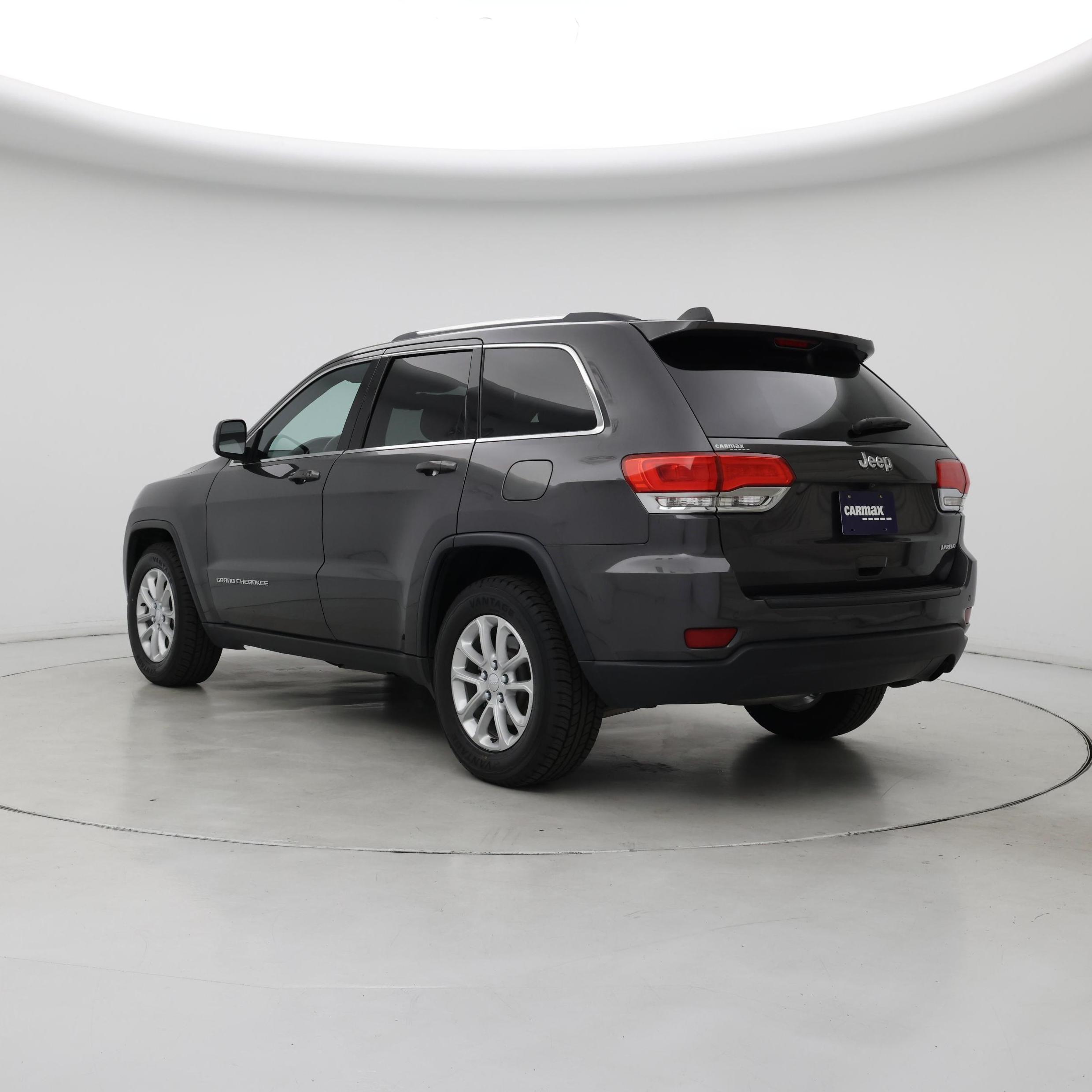 Thumbnail: 2015 Jeep Grand Cherokee - 2