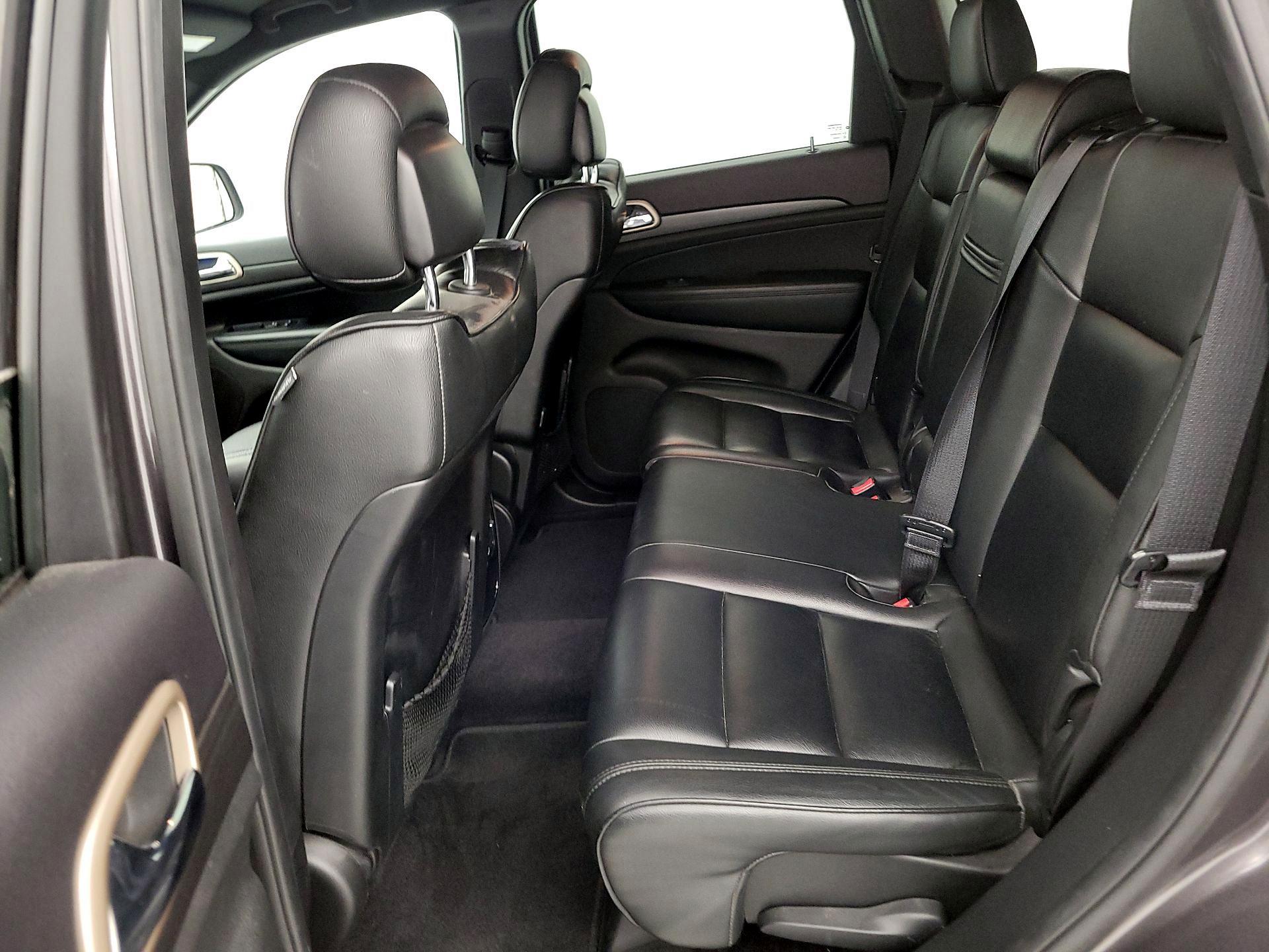 Thumbnail: 2015 Jeep Grand Cherokee - 19