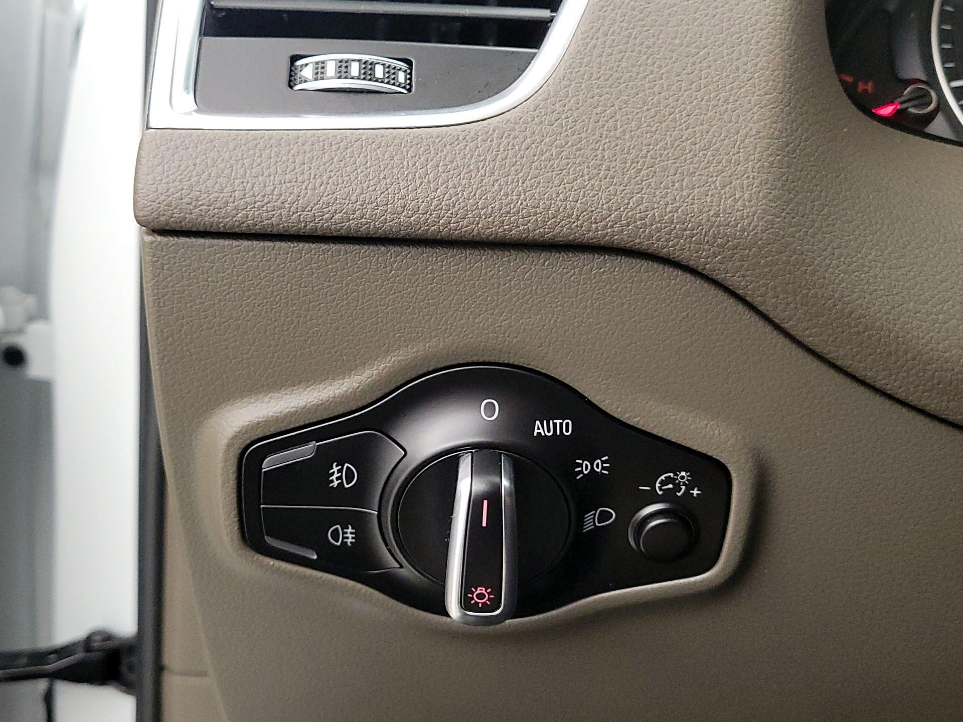 Thumbnail: 2016 Audi Q5 - 13